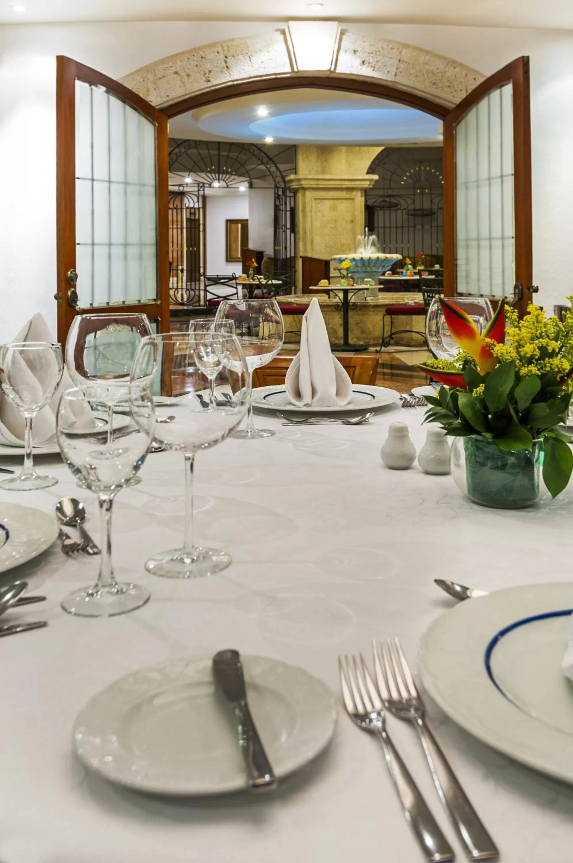 Restaurant/places to eat in Hotel Almirante Cartagena Colombia