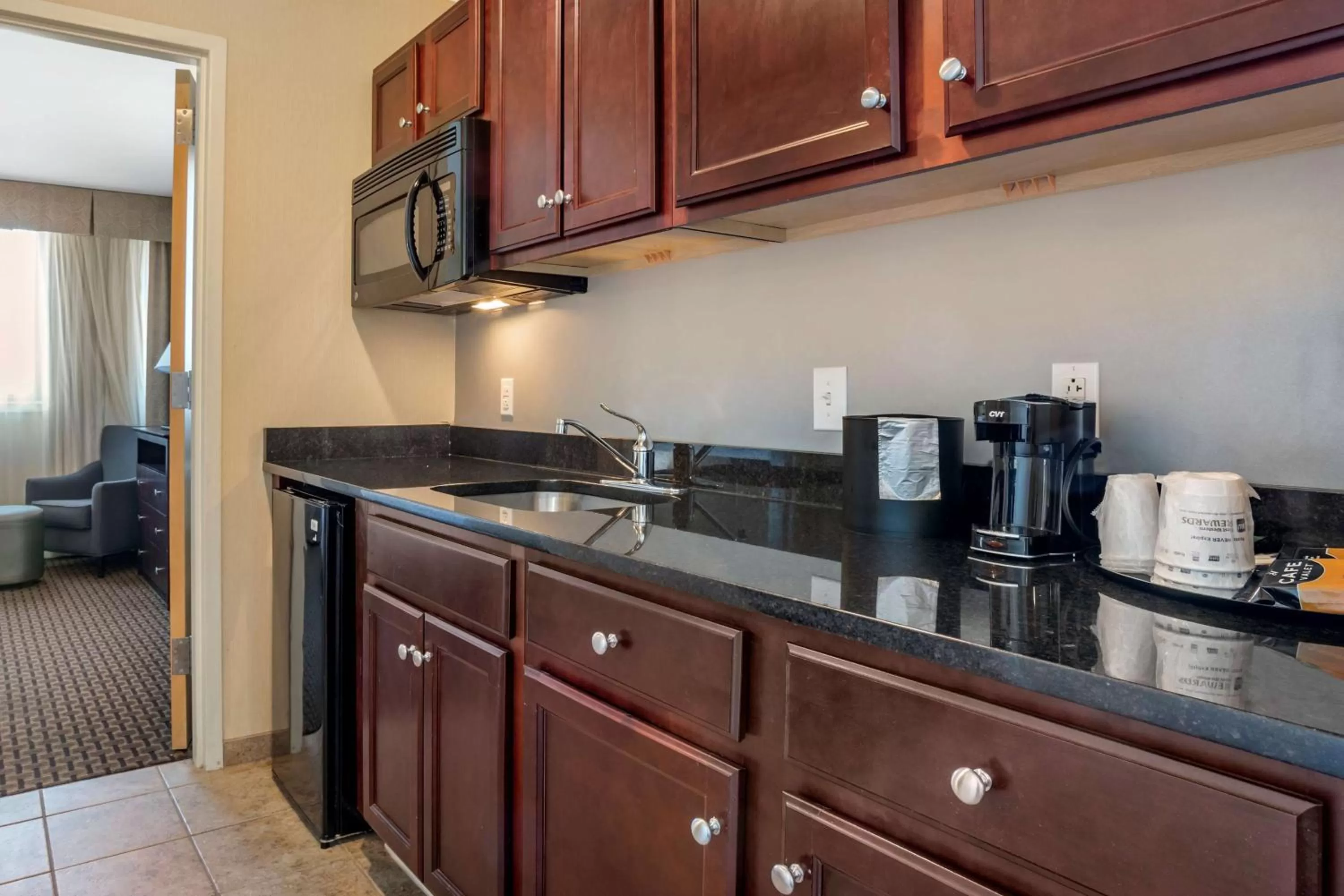 Bedroom in Best Western Plus Philadelphia Airport South - at Widener University