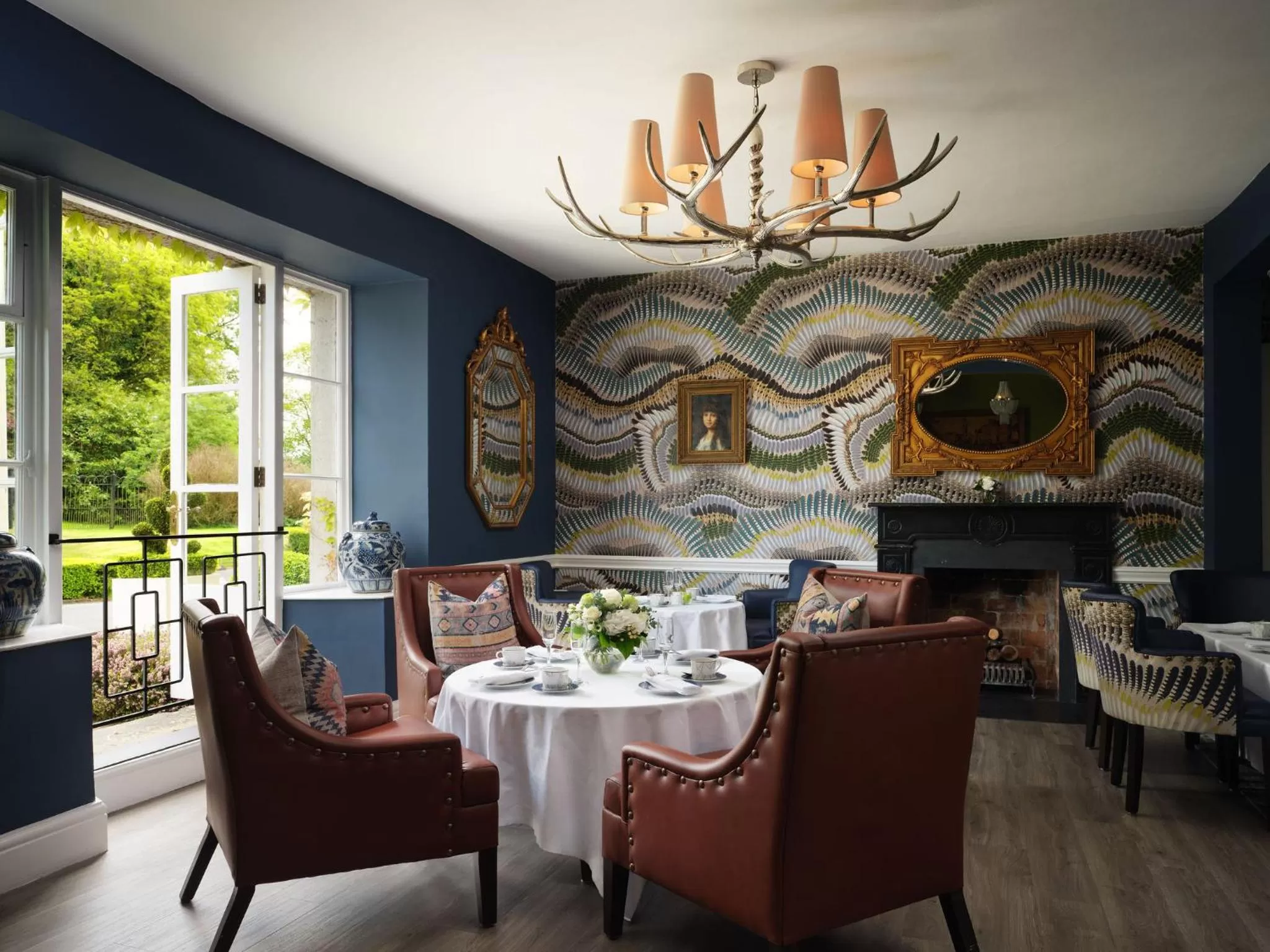 Restaurant/places to eat in Lyrath Estate