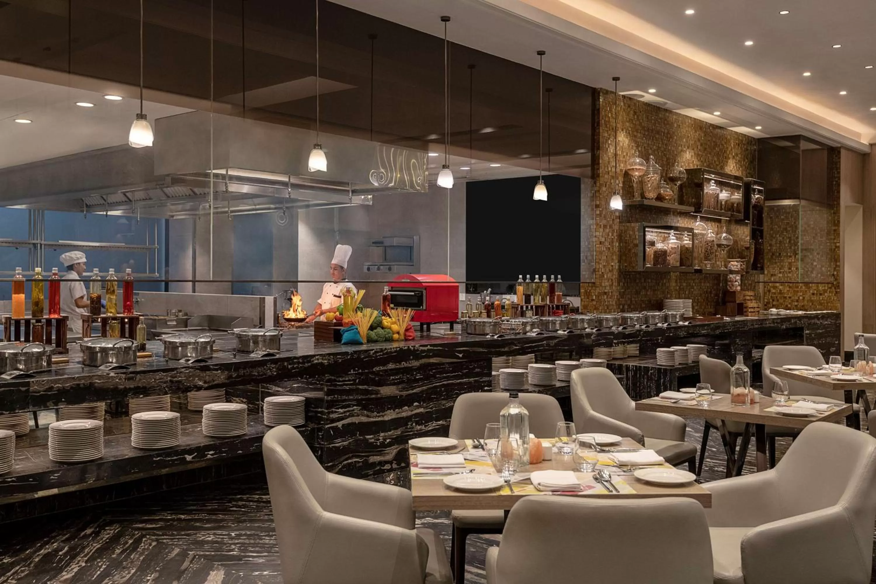 Restaurant/places to eat in Radisson Mumbai Andheri MIDC
