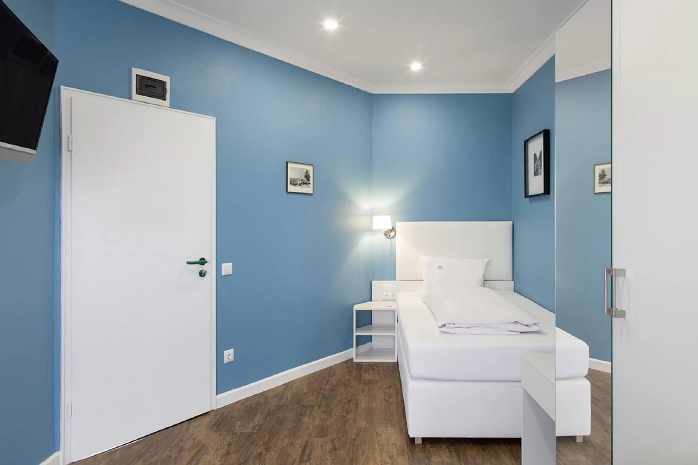 Bed in Hotel Engelbert