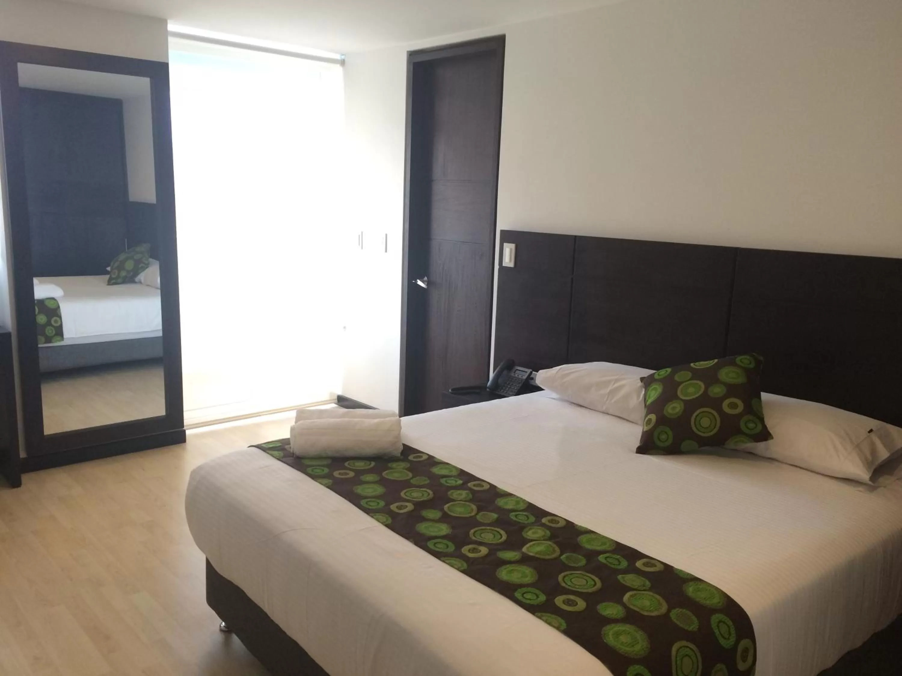 Bedroom, Bed in Hotel H53