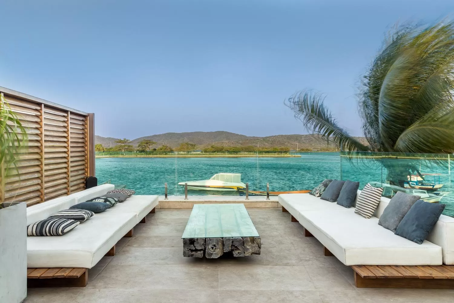 Solarium, Swimming Pool in Bravo Pousada Design