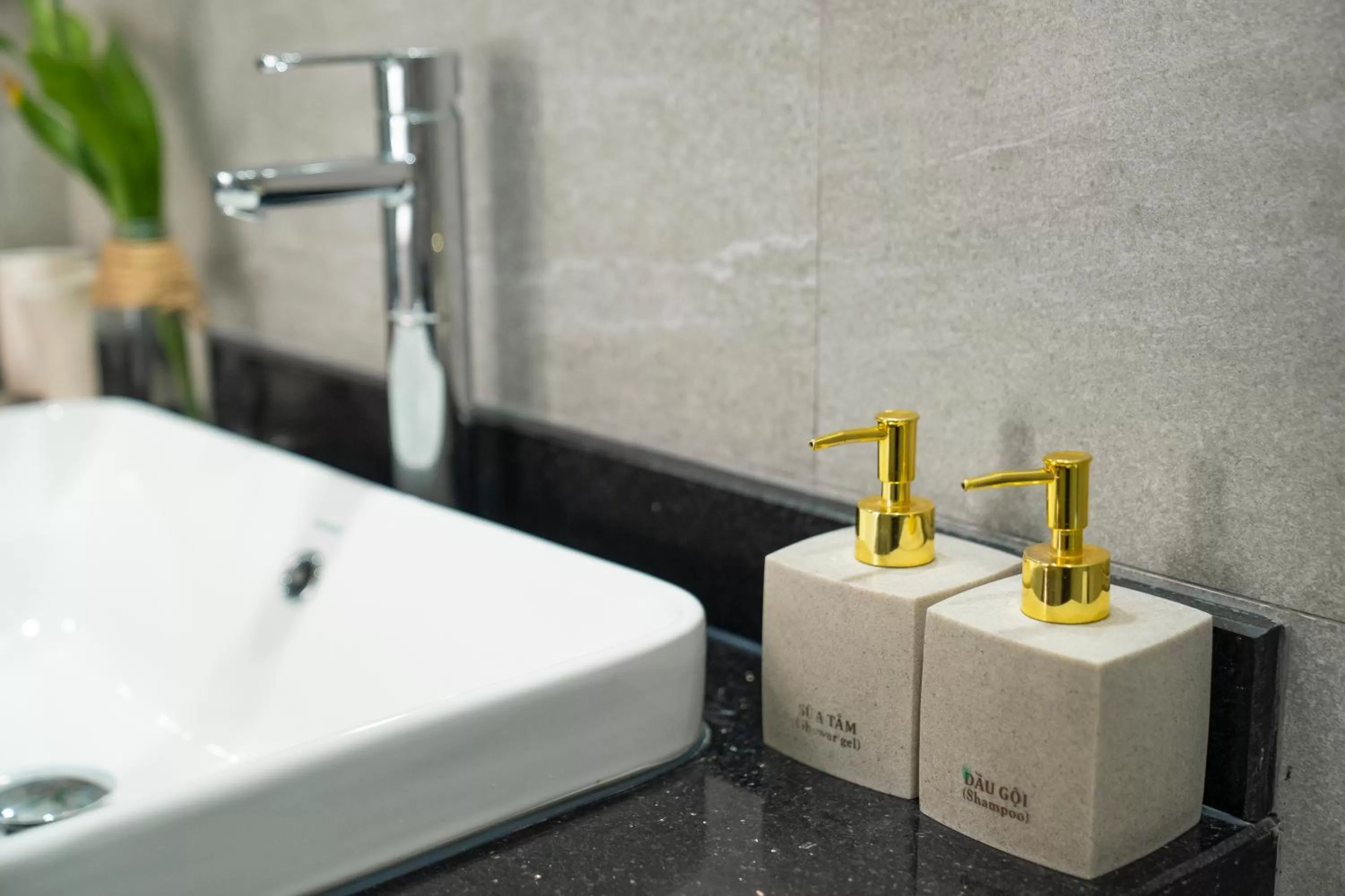 Toilet in Hanoi Fiesta Grand Hotel and Spa