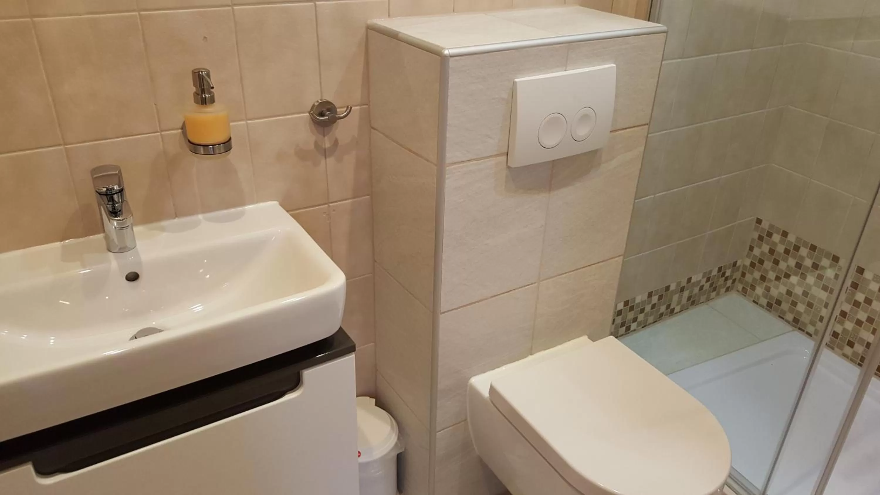 Bathroom in Hotel Exquisite