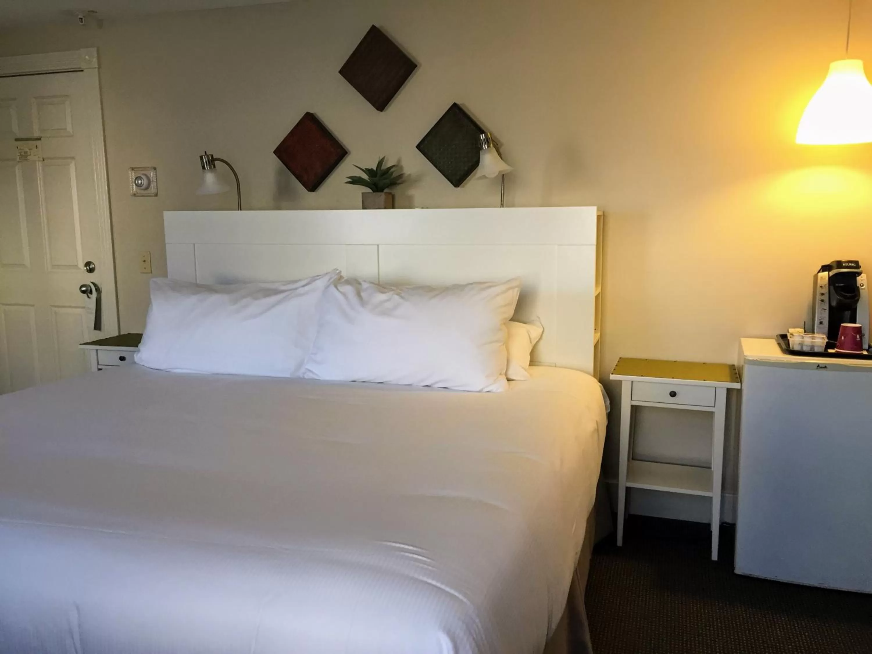 Bedroom, Bed in Pilgrim House