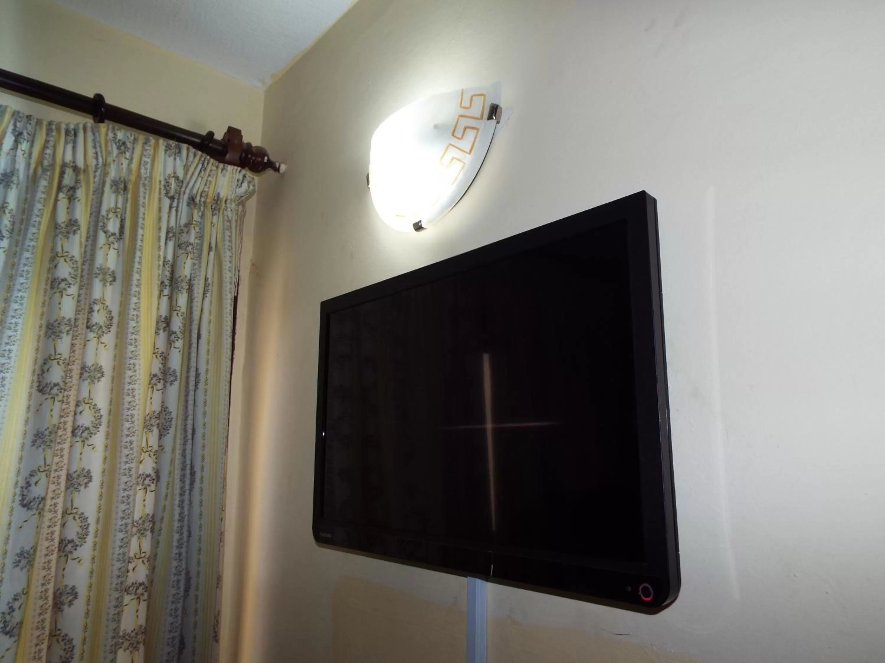 TV and multimedia in Pekan Hotel