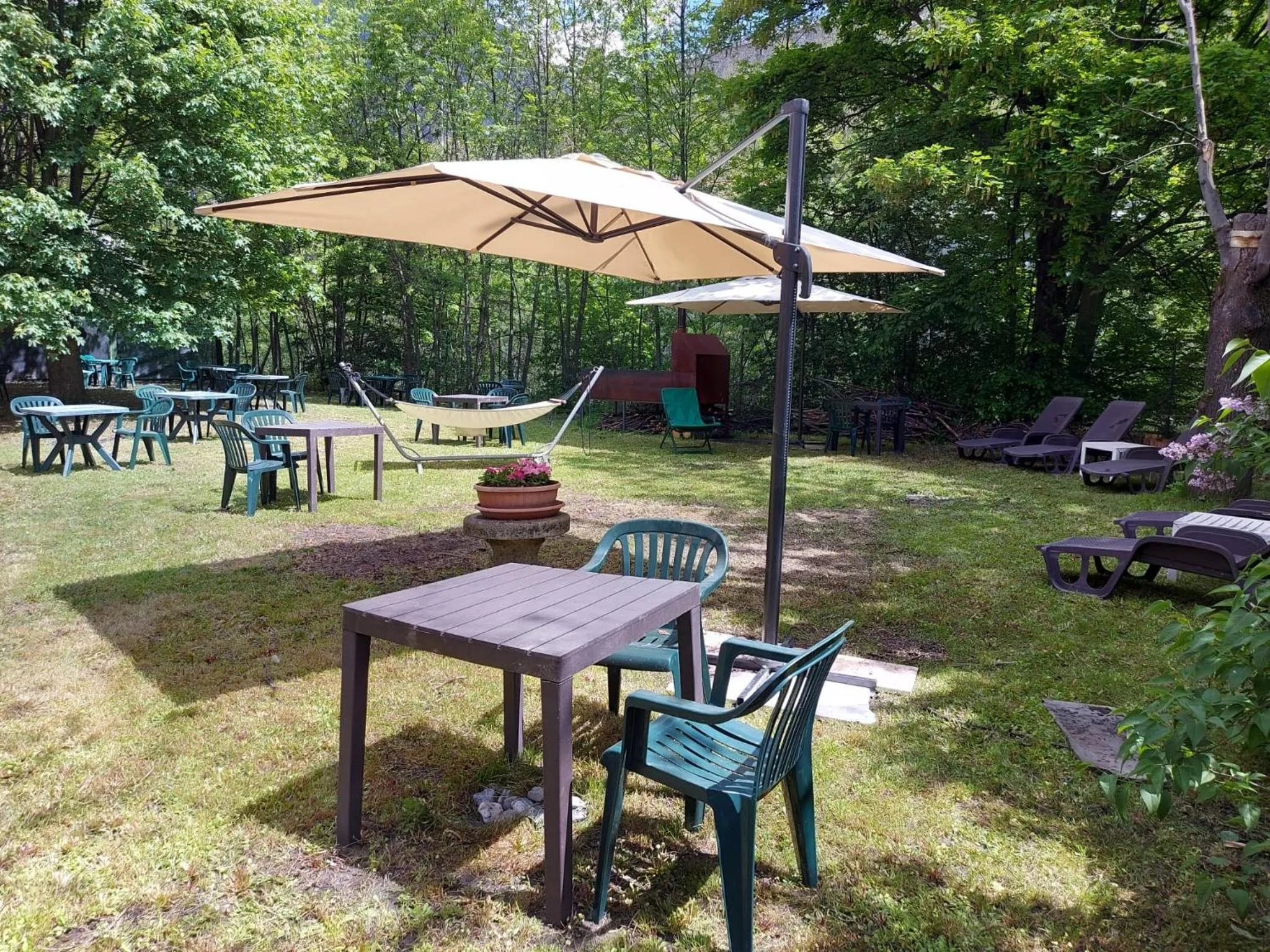 Garden view in Hotel Sommeiller