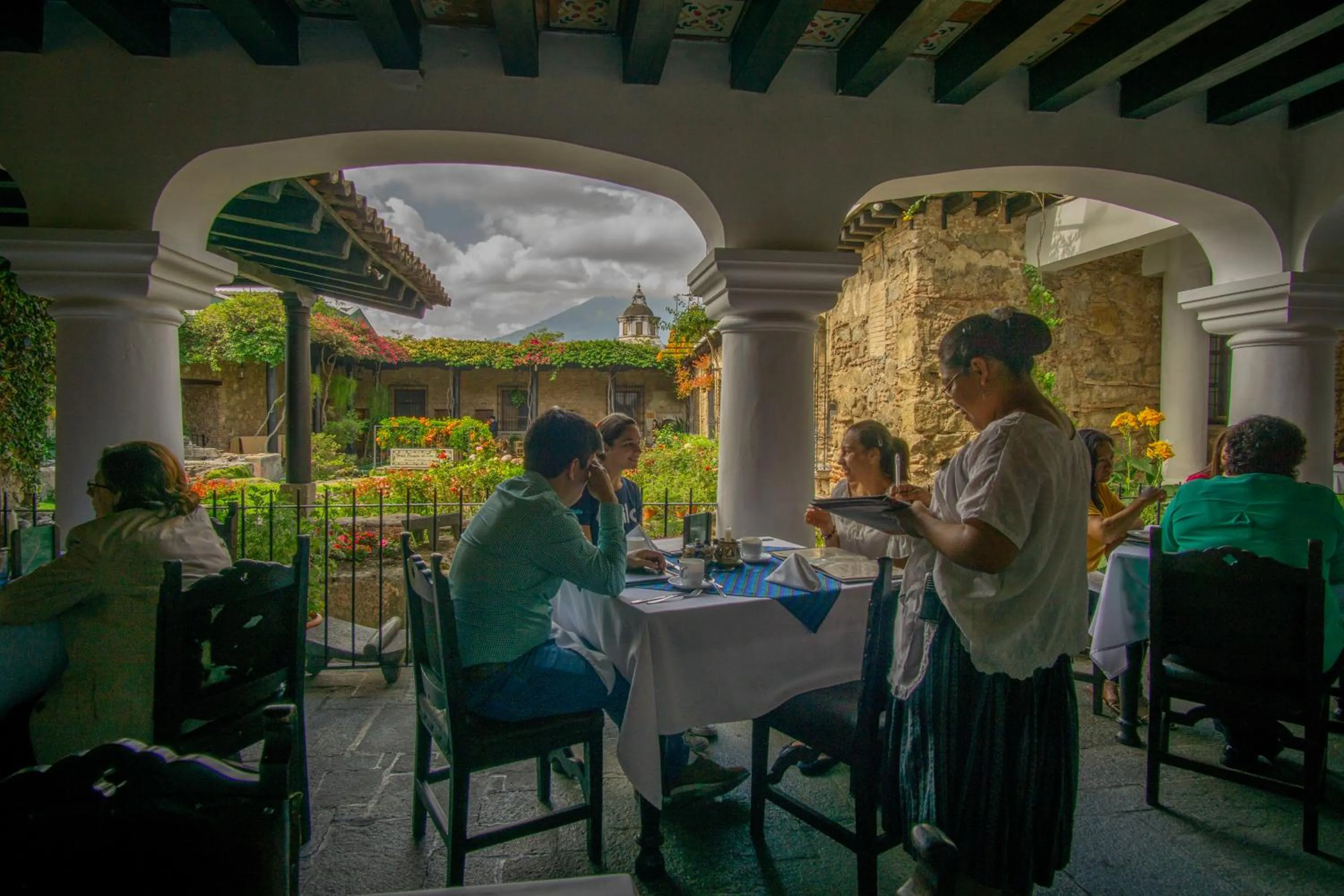 Restaurant/places to eat in Hotel Posada de Don Rodrigo Antigua