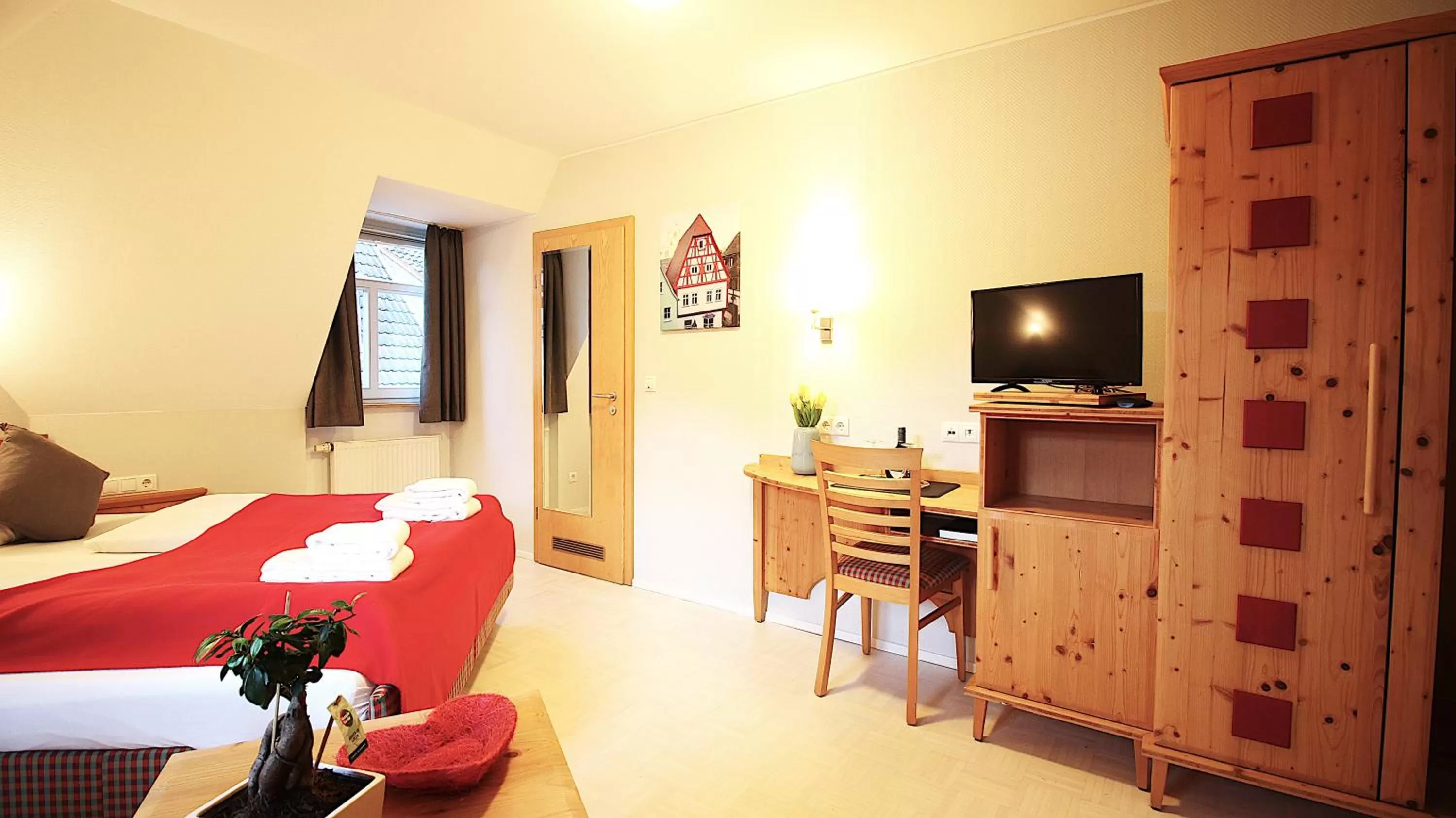 Photo of the whole room, Bed in Aparthotel Alte Schmiede Dettelbach