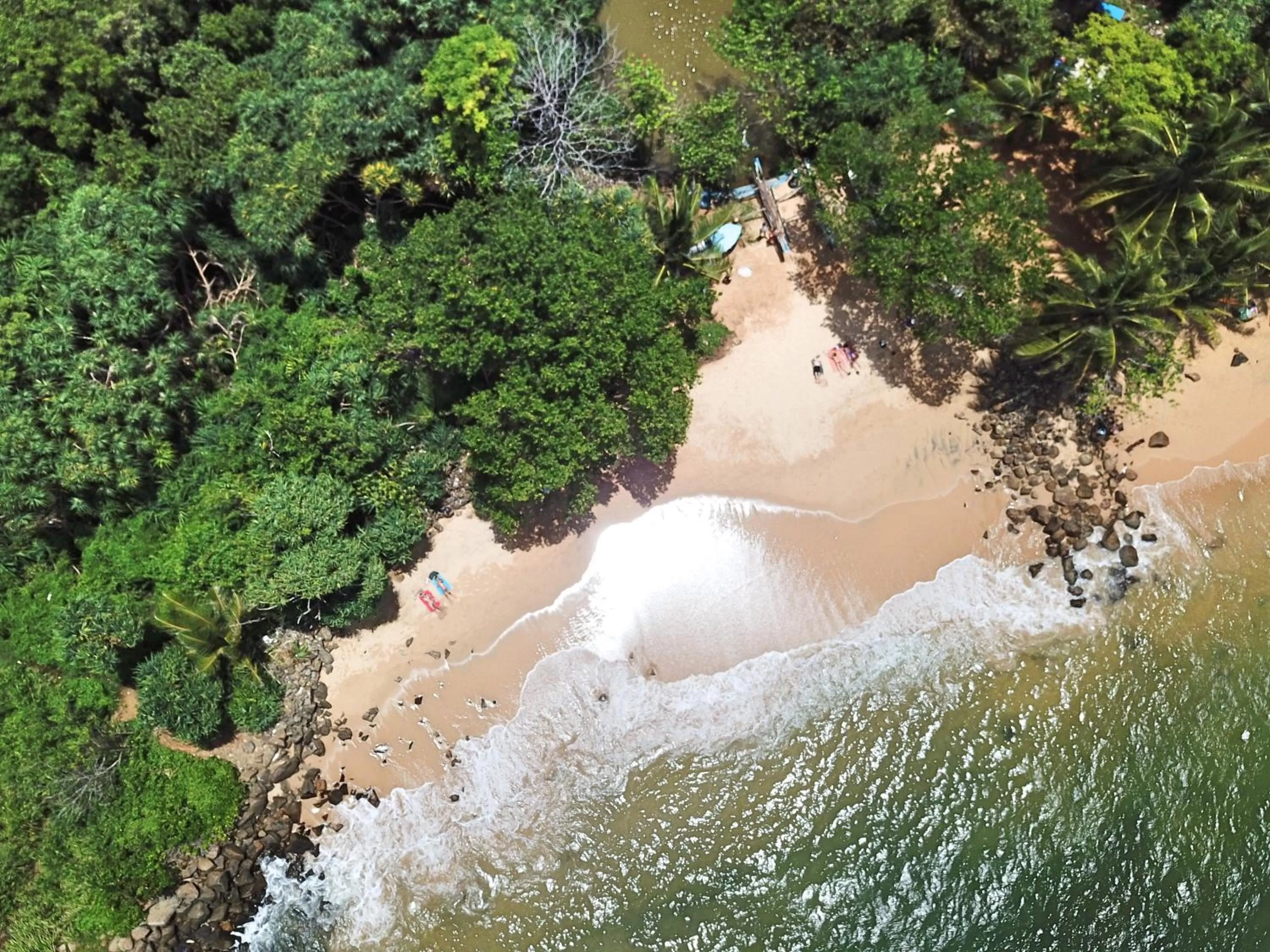 People in Levels Unawatuna