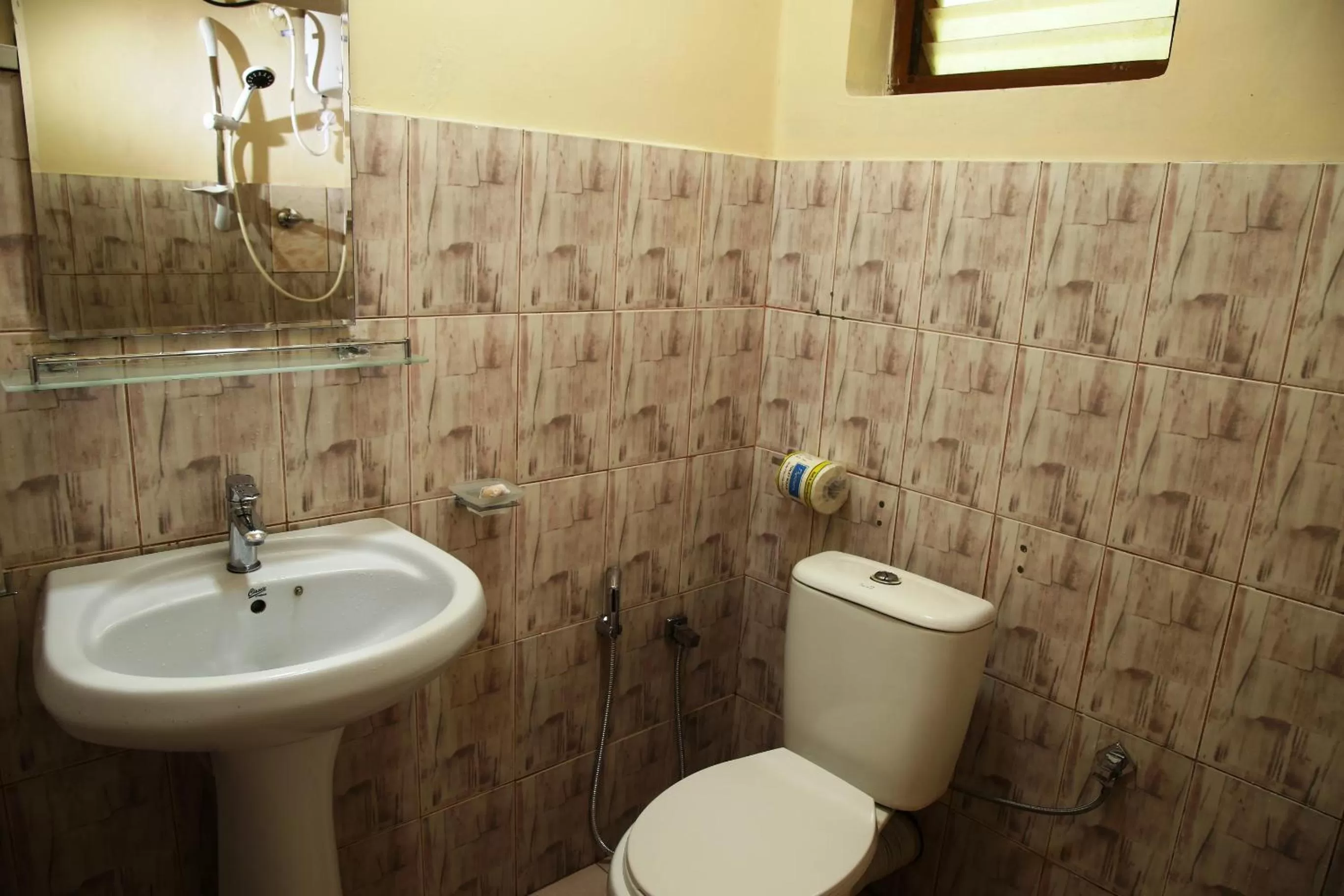 Shower, Bathroom in Honey Tree Polonnaruwa