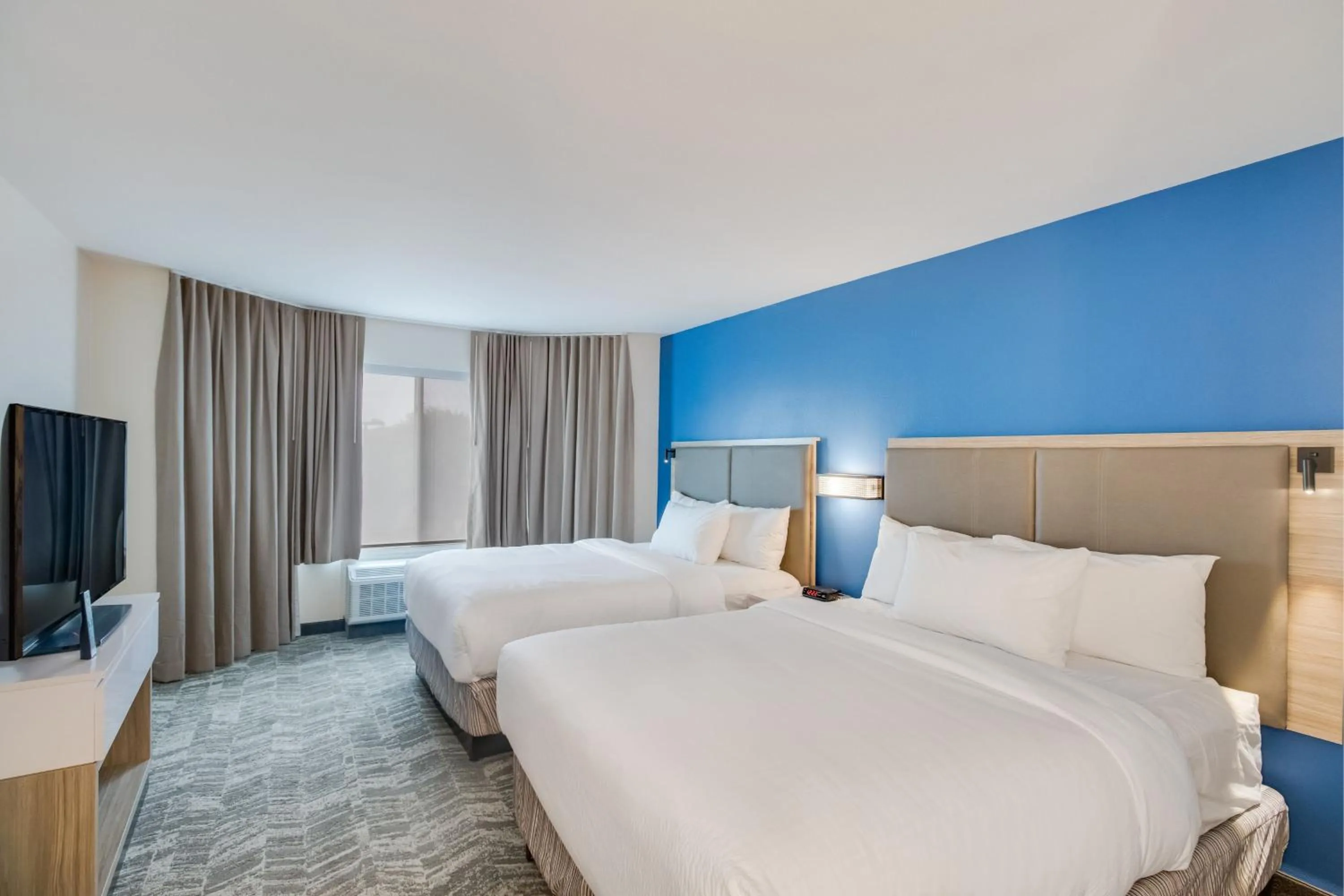 Photo of the whole room, Bed in SpringHill Suites by Marriott Dallas NW Highway at Stemmons / I-35East