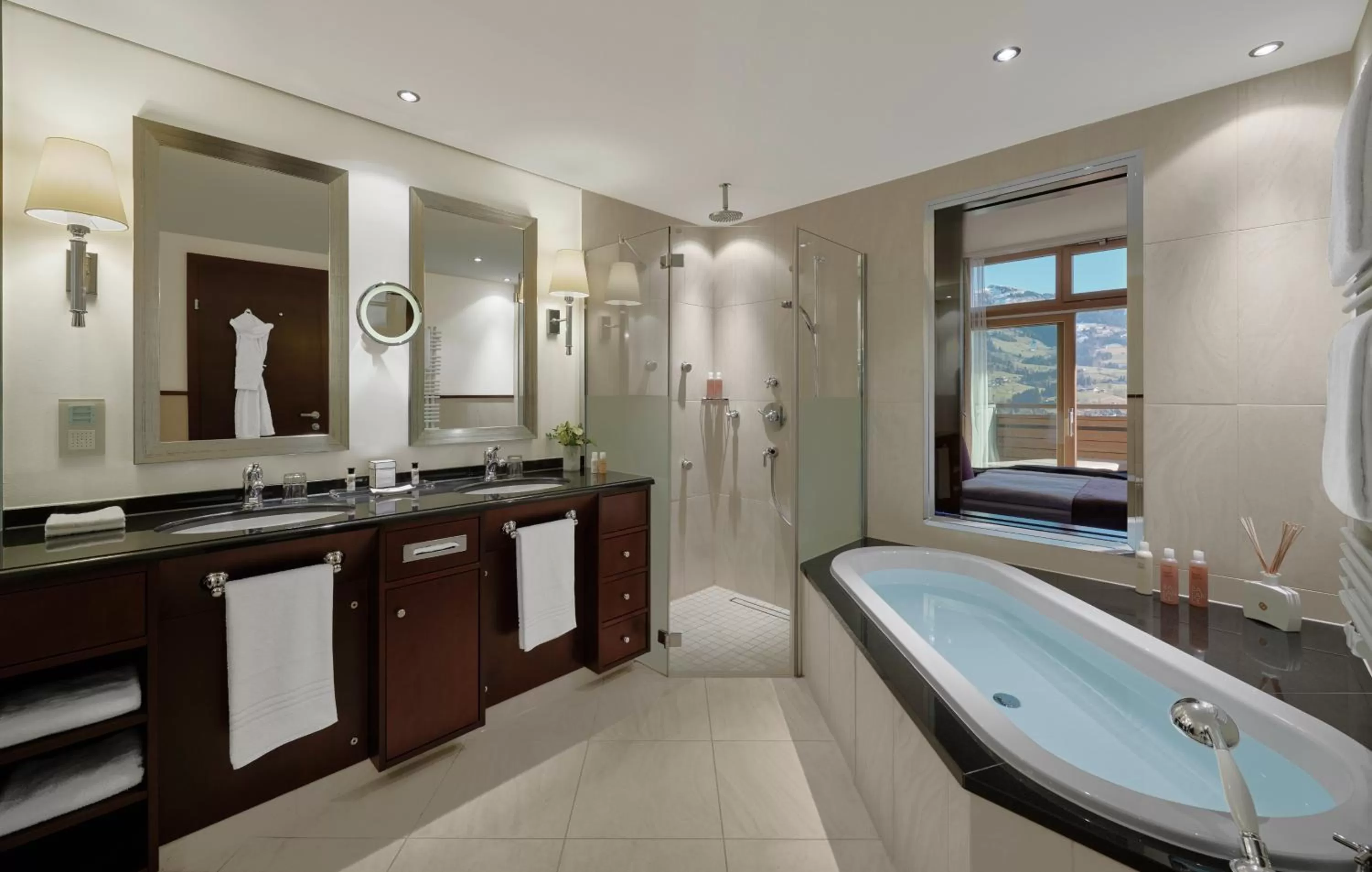 Bathroom in Lebenberg Schlosshotel-Kitzbühel