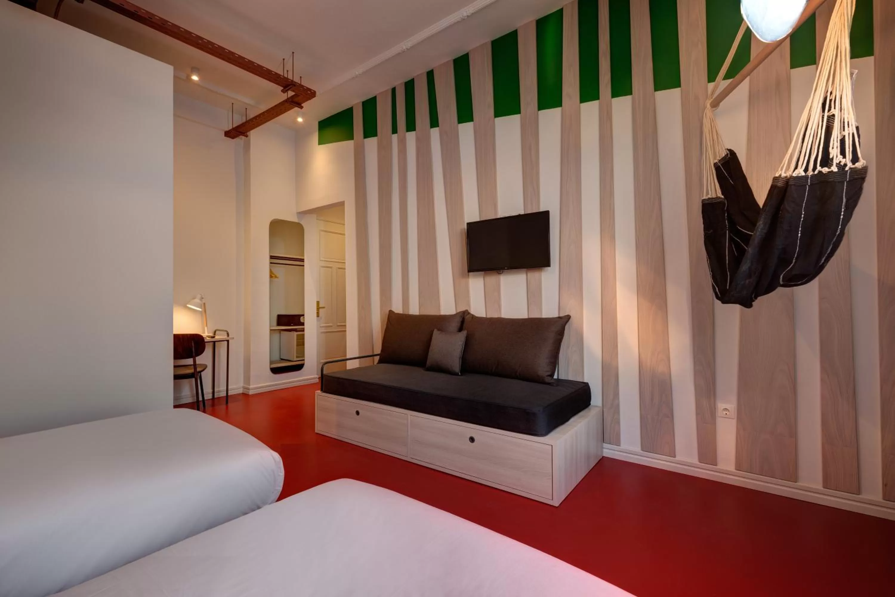 Living room, Bed in Colors Urban Hotel Thessaloniki