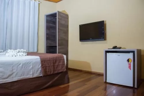 Bedroom, TV/Entertainment Center in hotel iguaçu centro