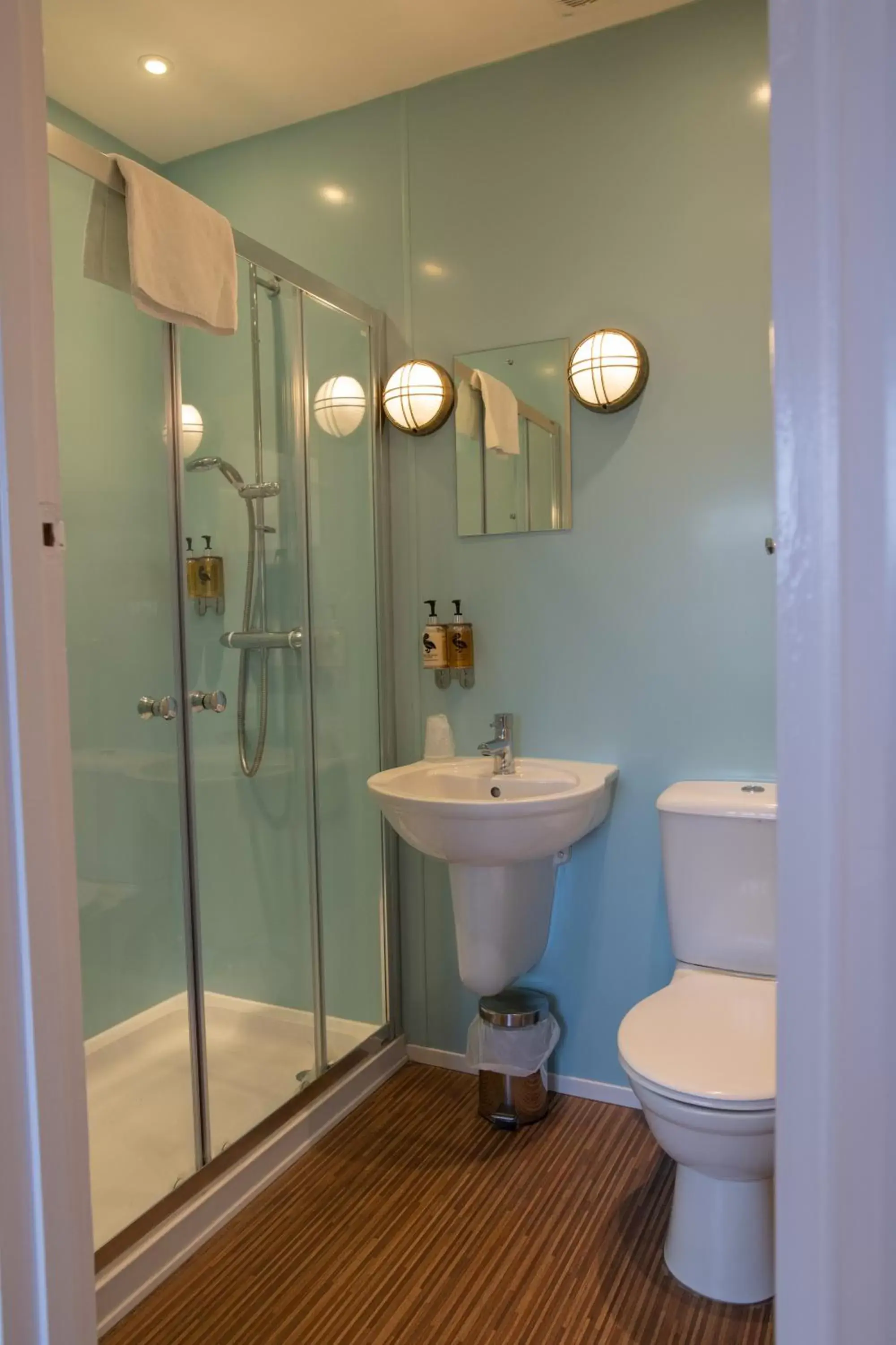 Classic Double with Shower Only Ensuite in The Randolph Hotel Classic Double with Shower Only Ensuite in The Randolph Hotel