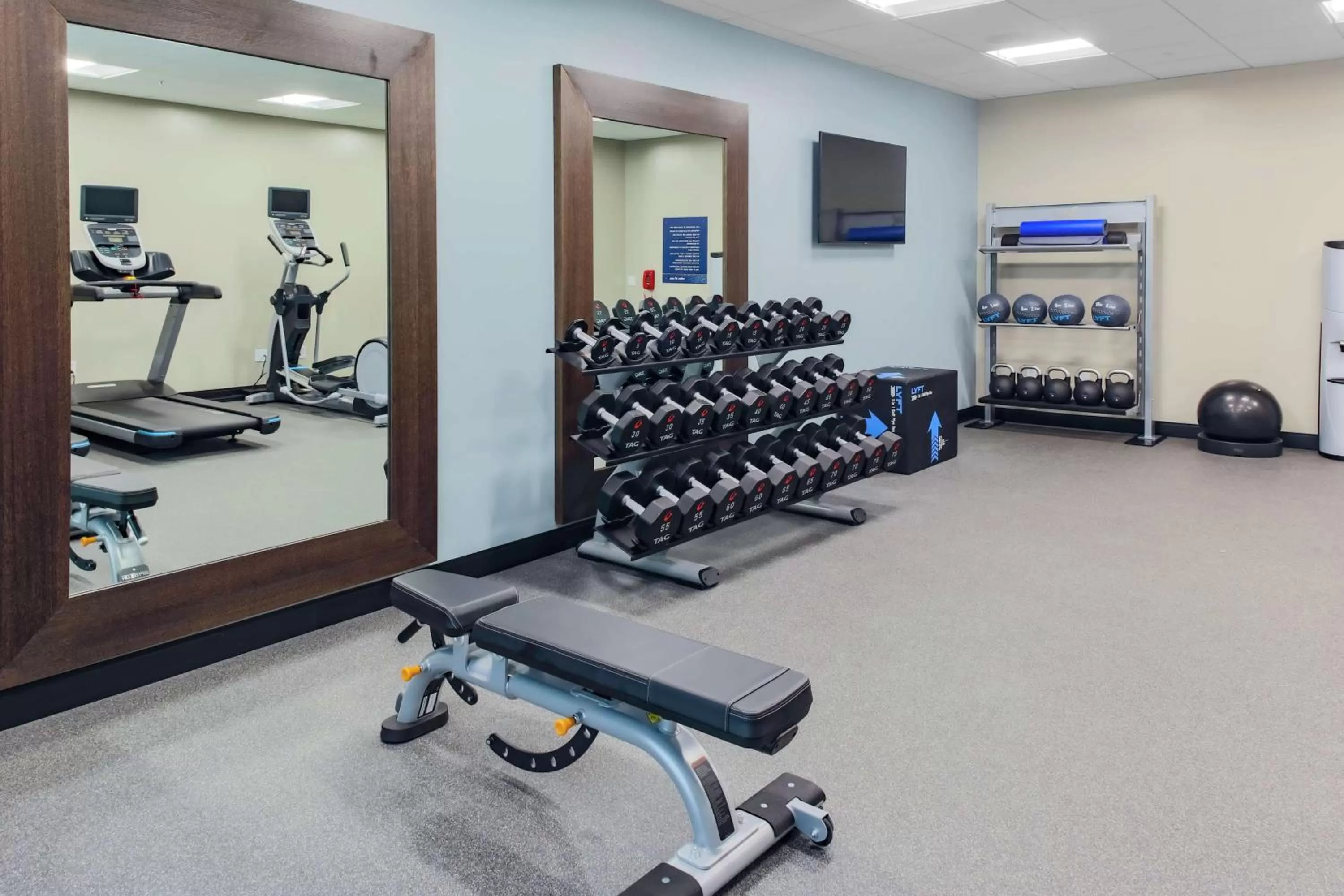 Fitness centre/facilities in Hampton Inn Dunedin, Fl
