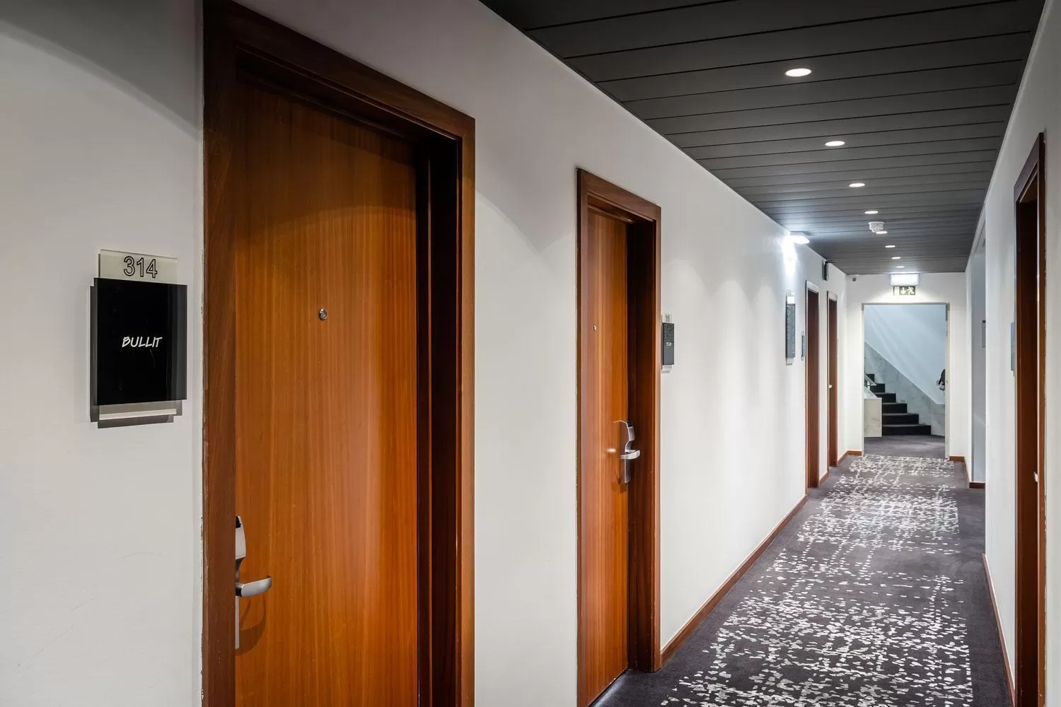 Decorative detail in Hotel Florida