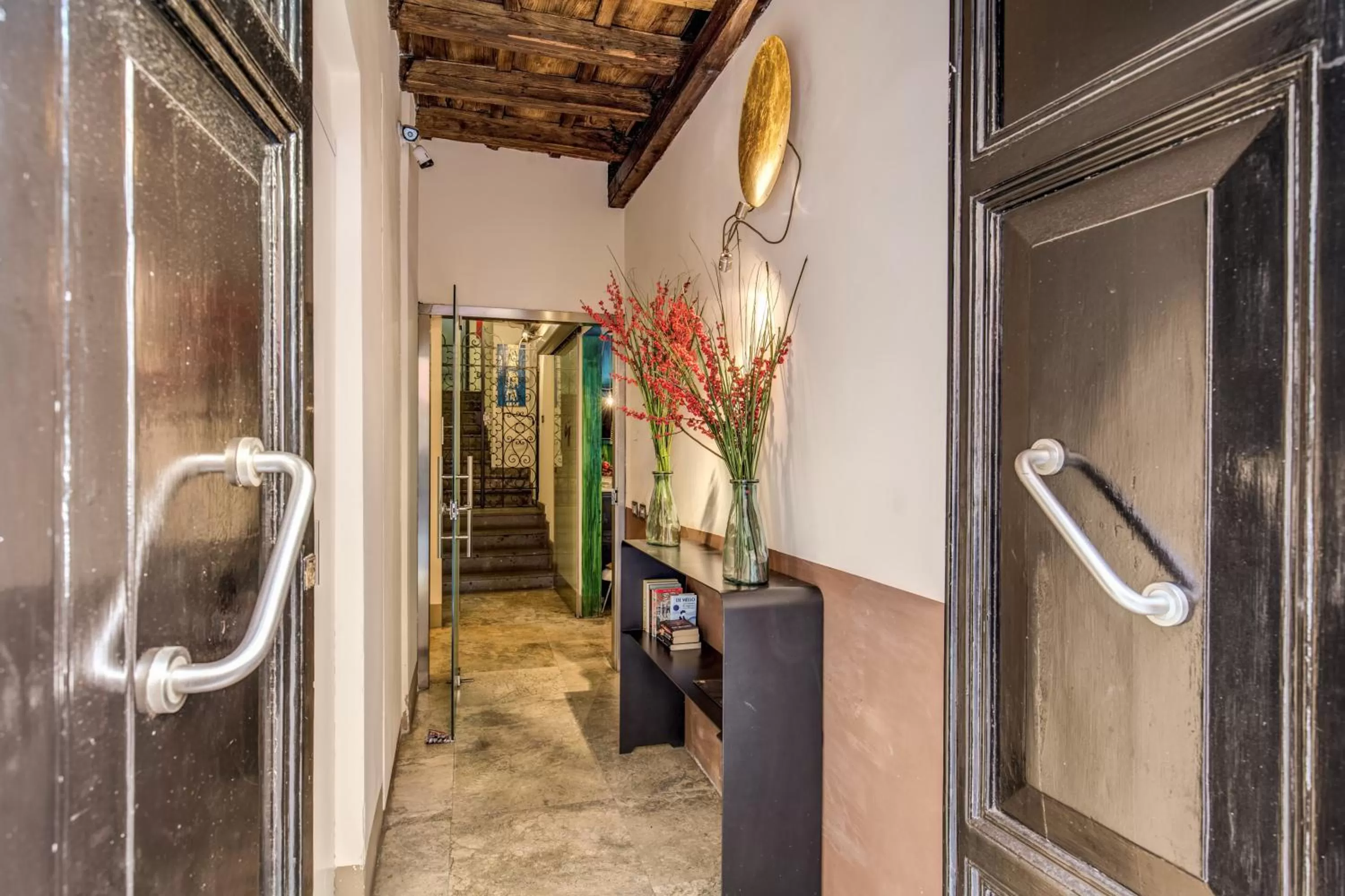 Facade/entrance in Argileto Terra