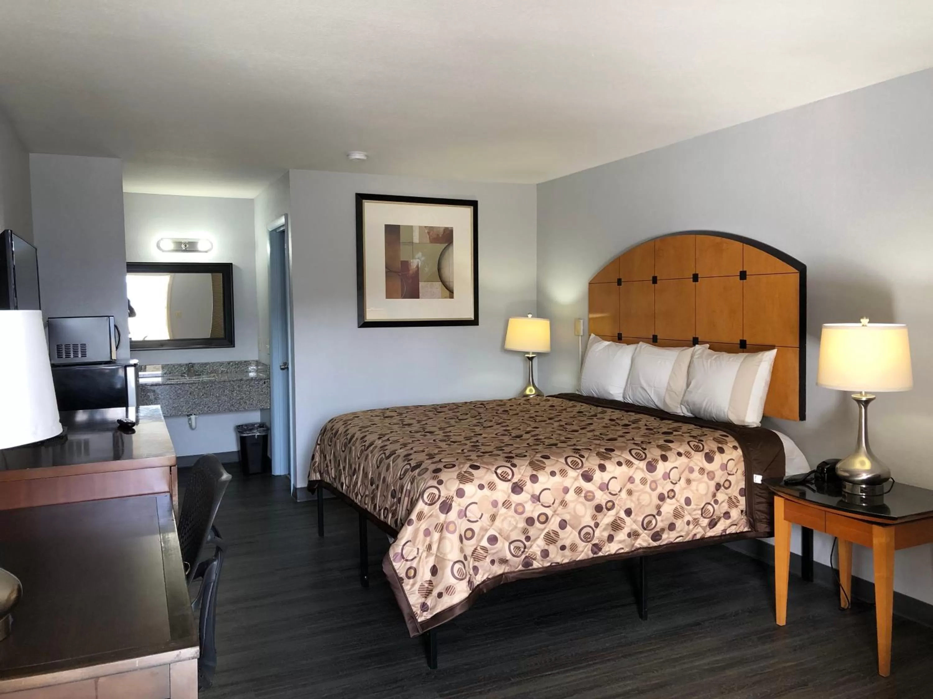 Bedroom, Bed in Magnolia Inn Laurens