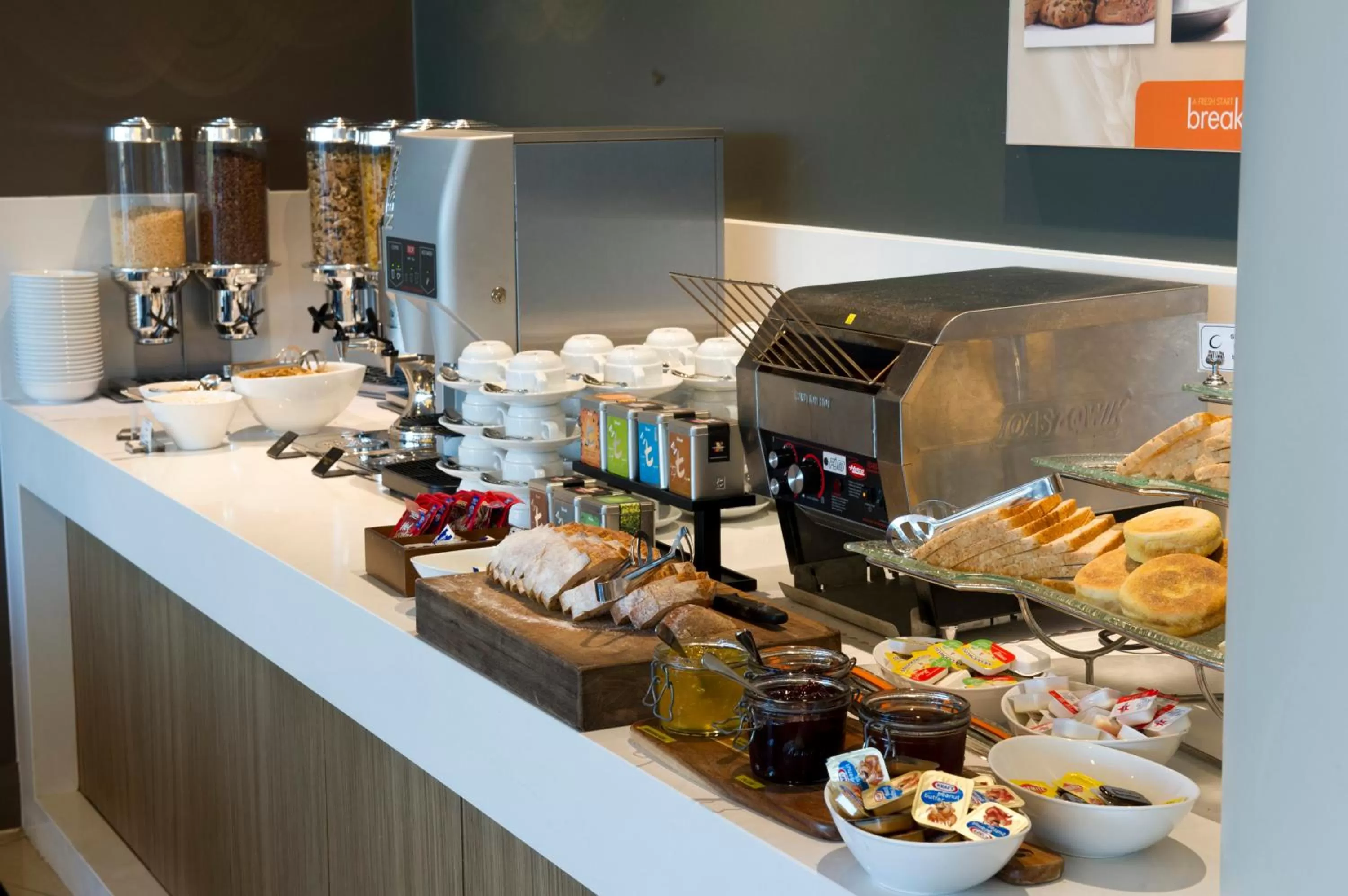 Food and drinks in Novotel Brisbane Airport