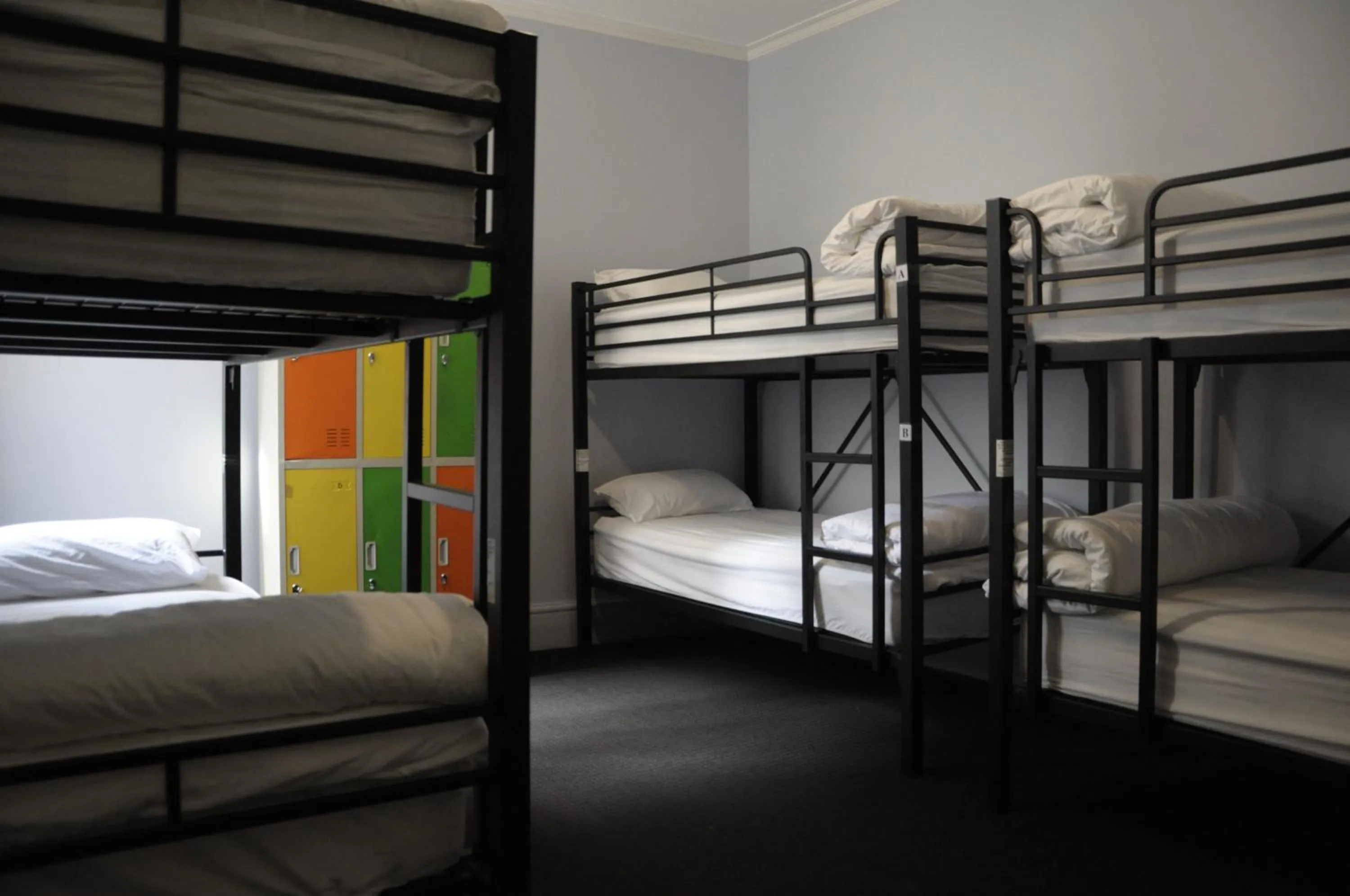 bunk bed, Bed in Backpackers Imperial Hotel