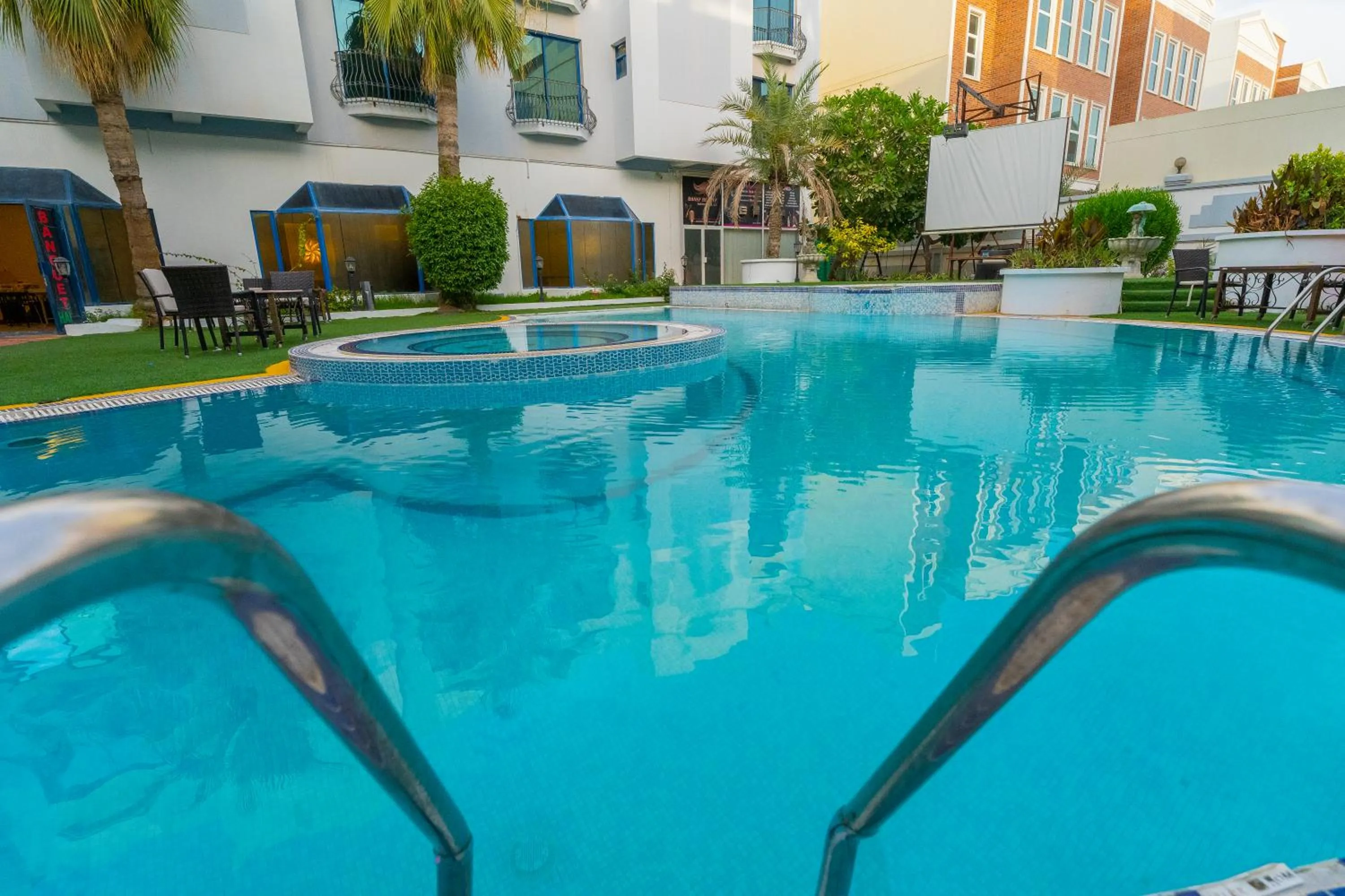 Pool view in Majestic Hotel