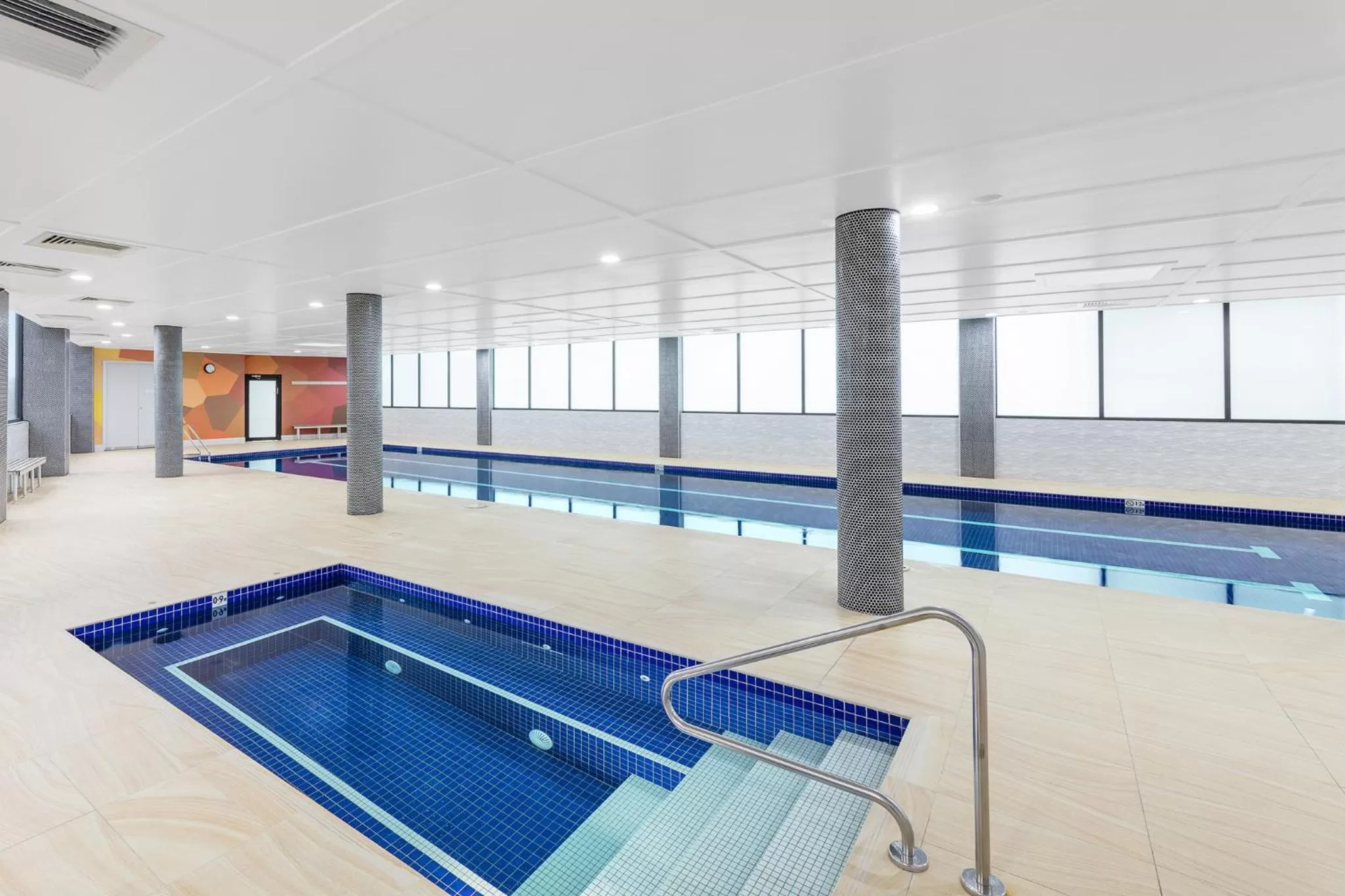 Hot Tub in Meriton Suites Church Street, Parramatta