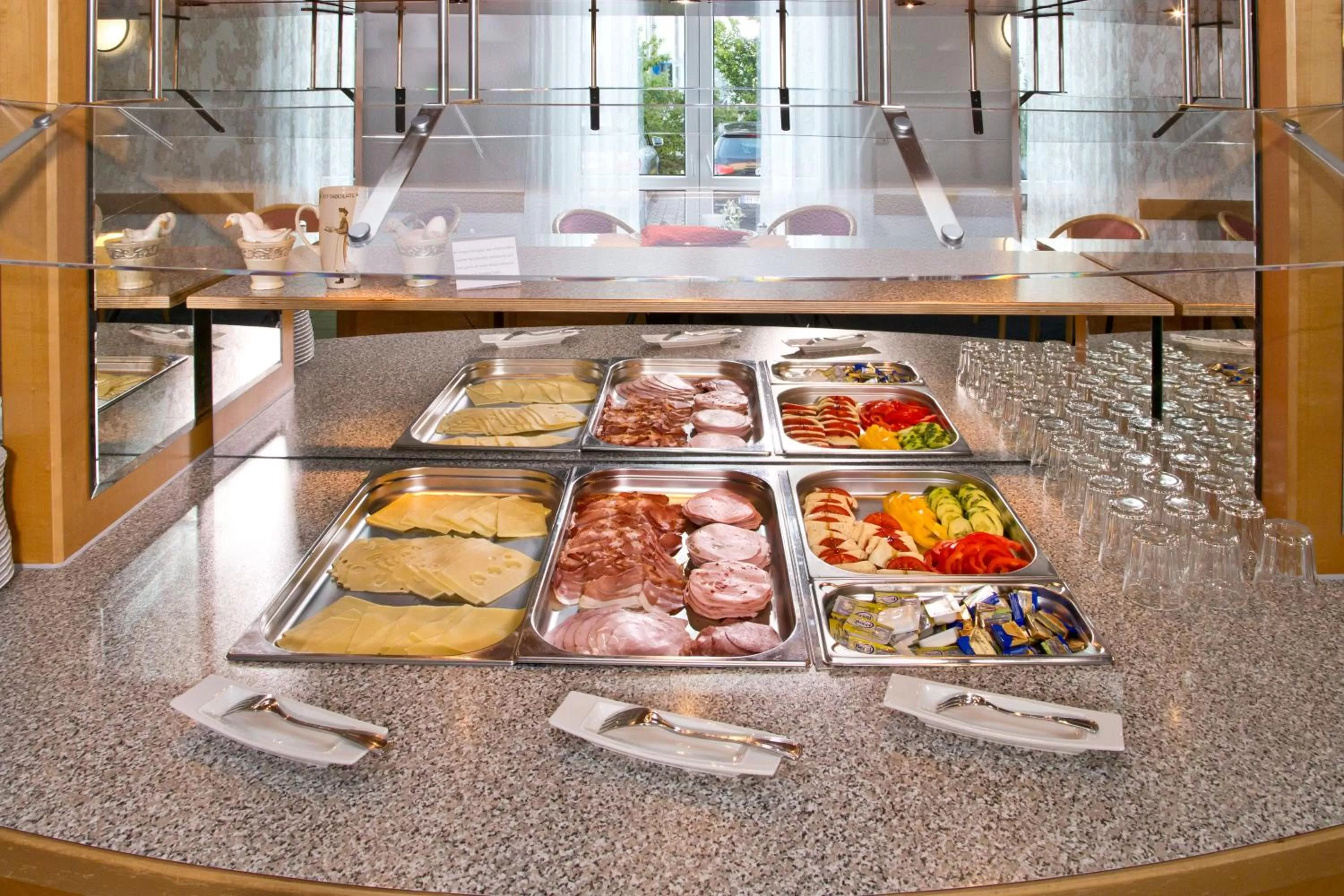 Buffet breakfast in Fairway Hotel