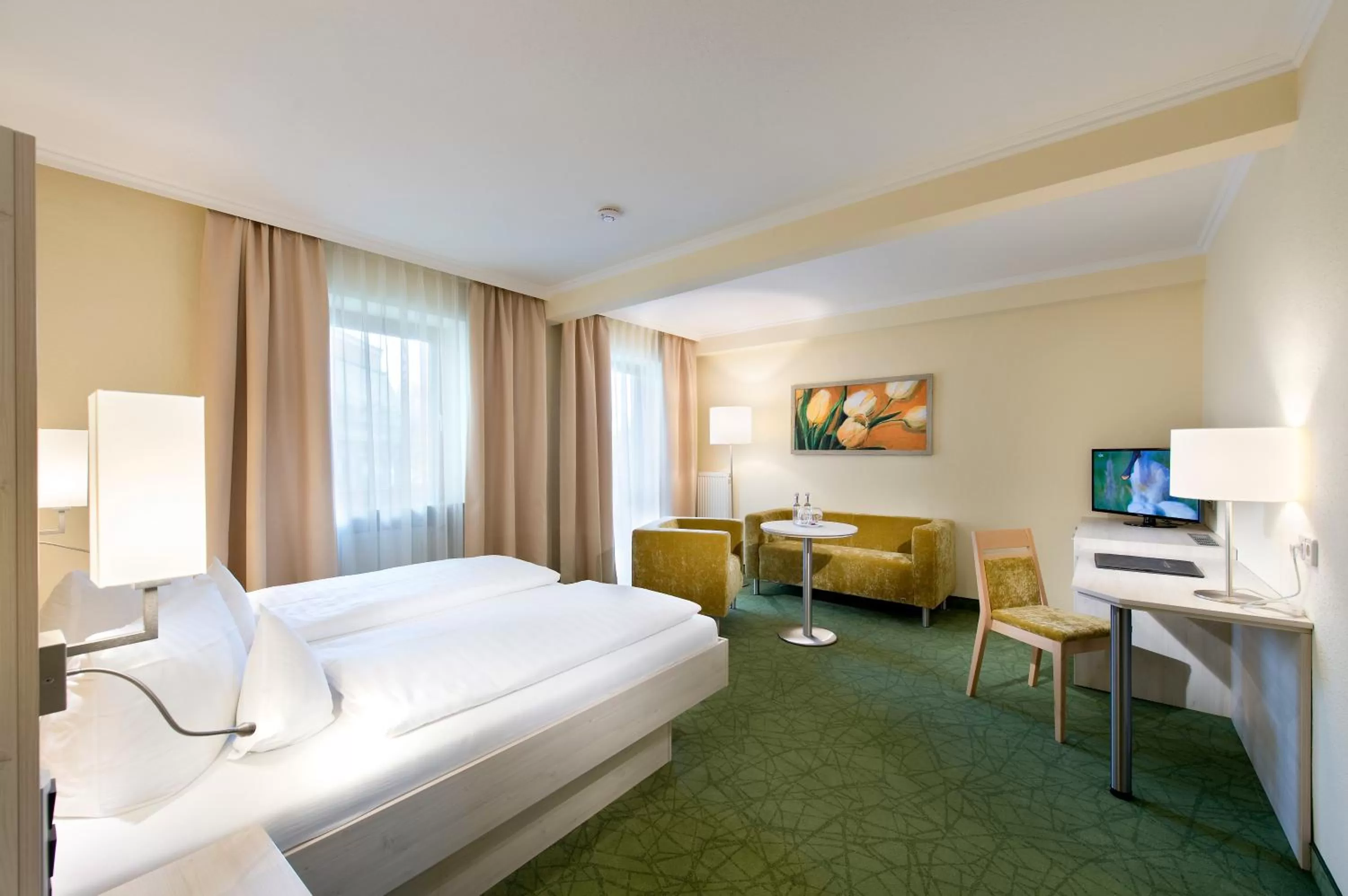 Photo of the whole room, Bed in Parkhotel