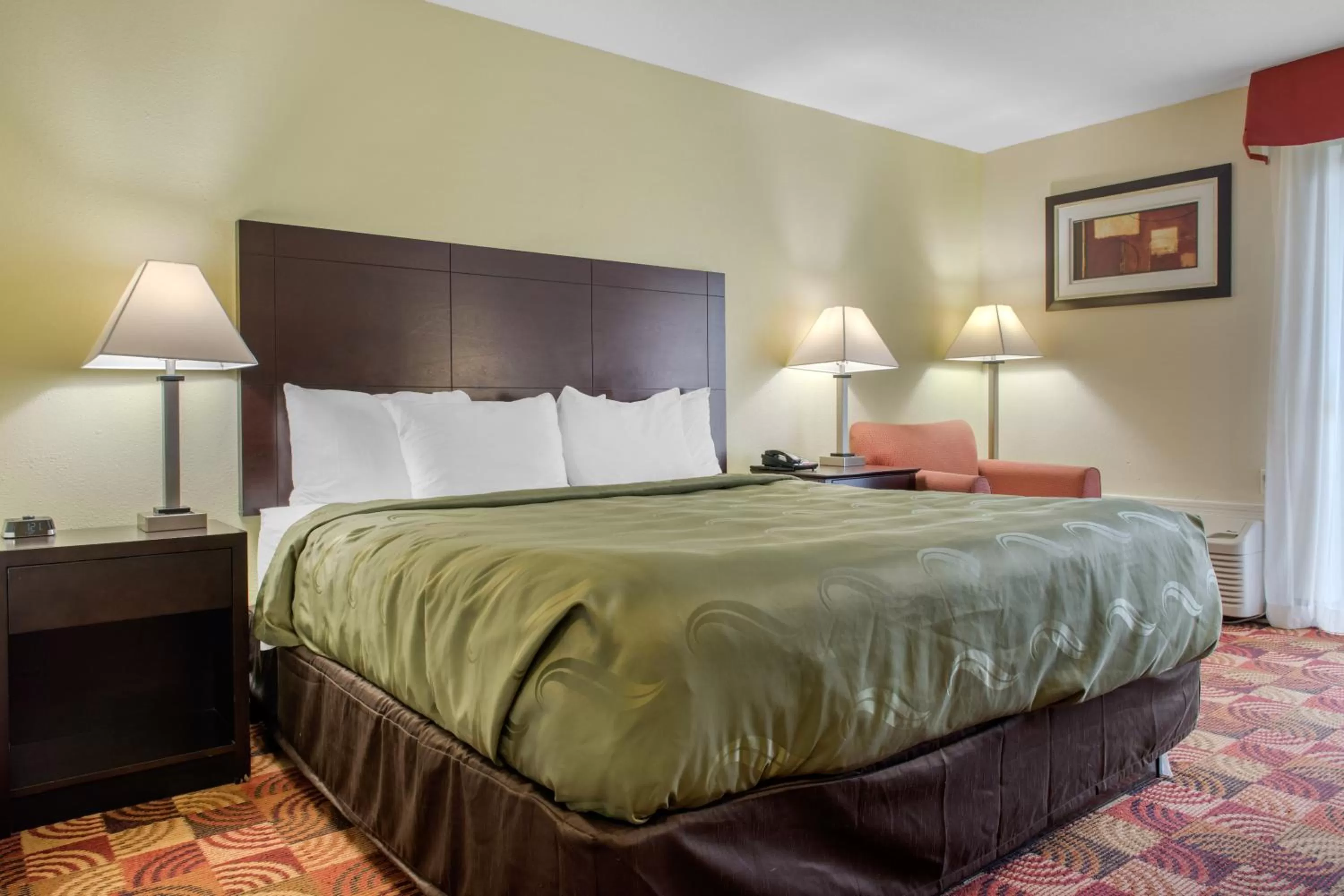 King Room - Non-Smoking in Quality Inn Bloomington Near University