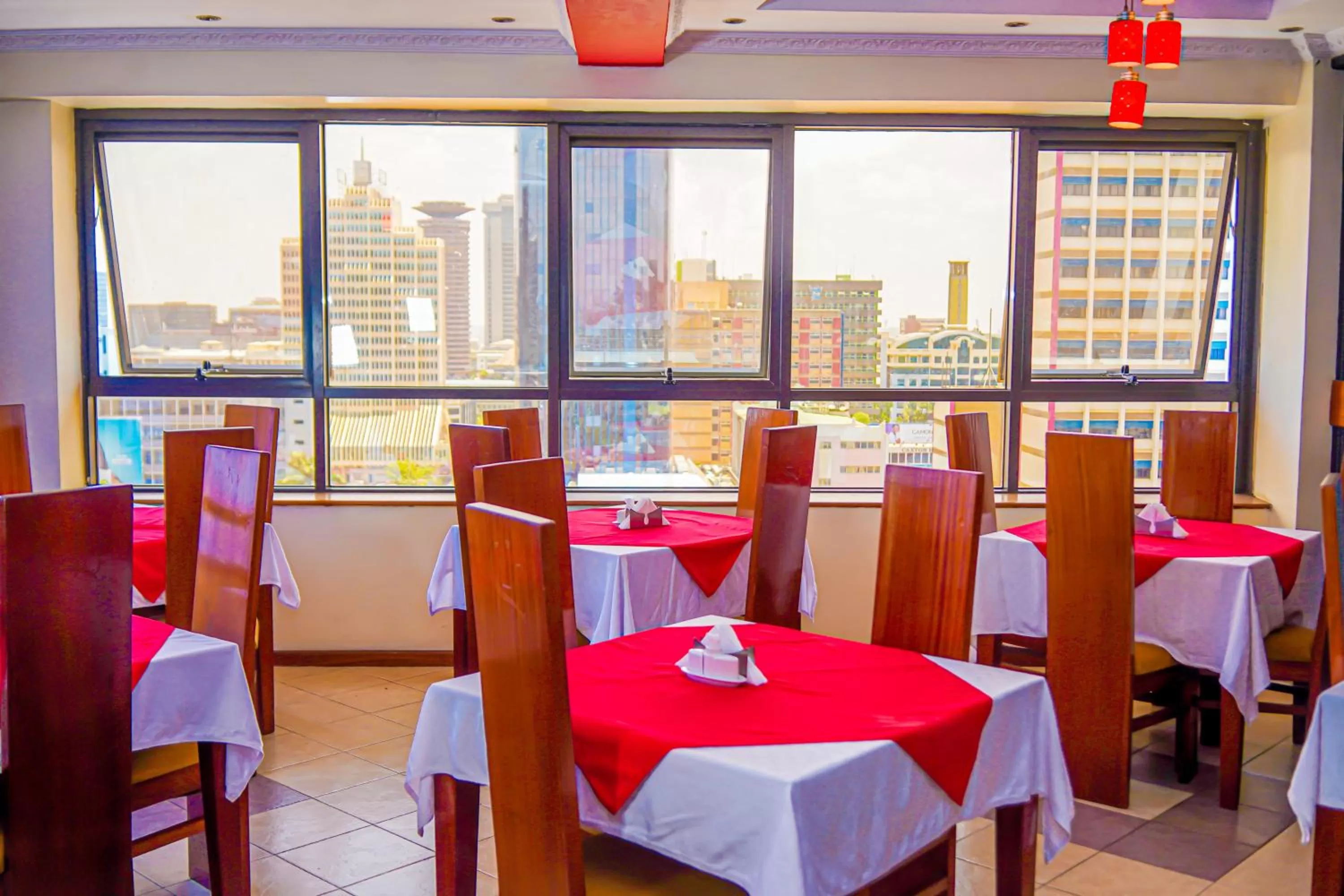 Restaurant/places to eat in After 40 Hotel