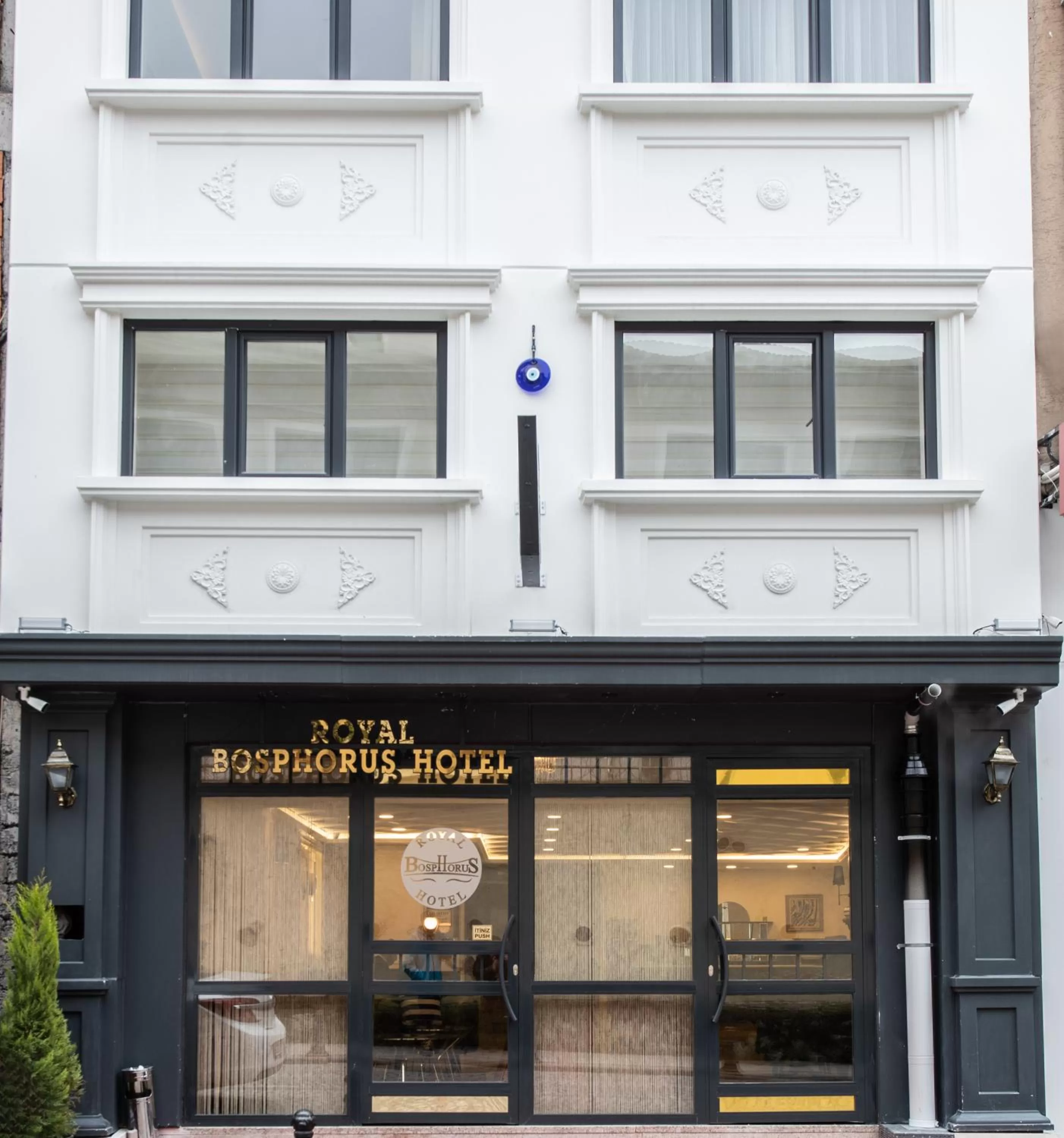 Facade/entrance in Royal Bosphorus Hotel & SPA Hamam