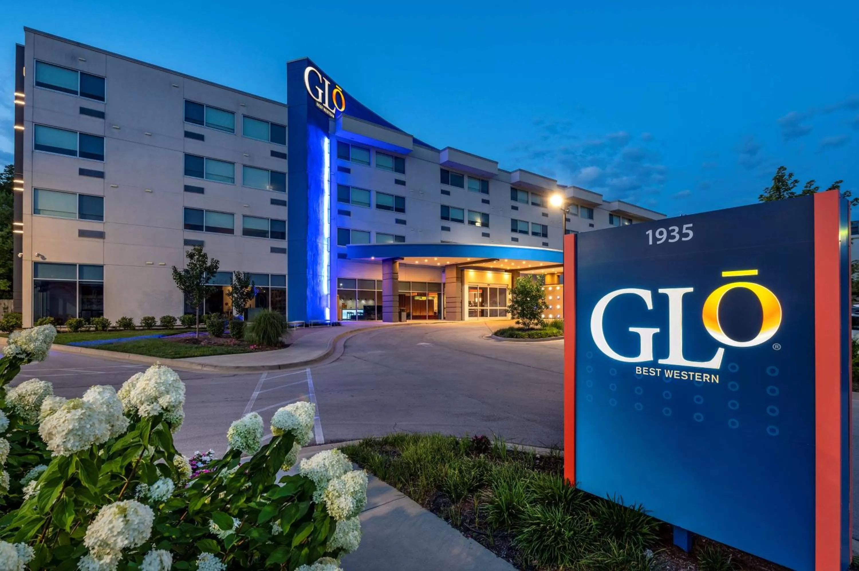 Property building in GLō Best Western Lexington