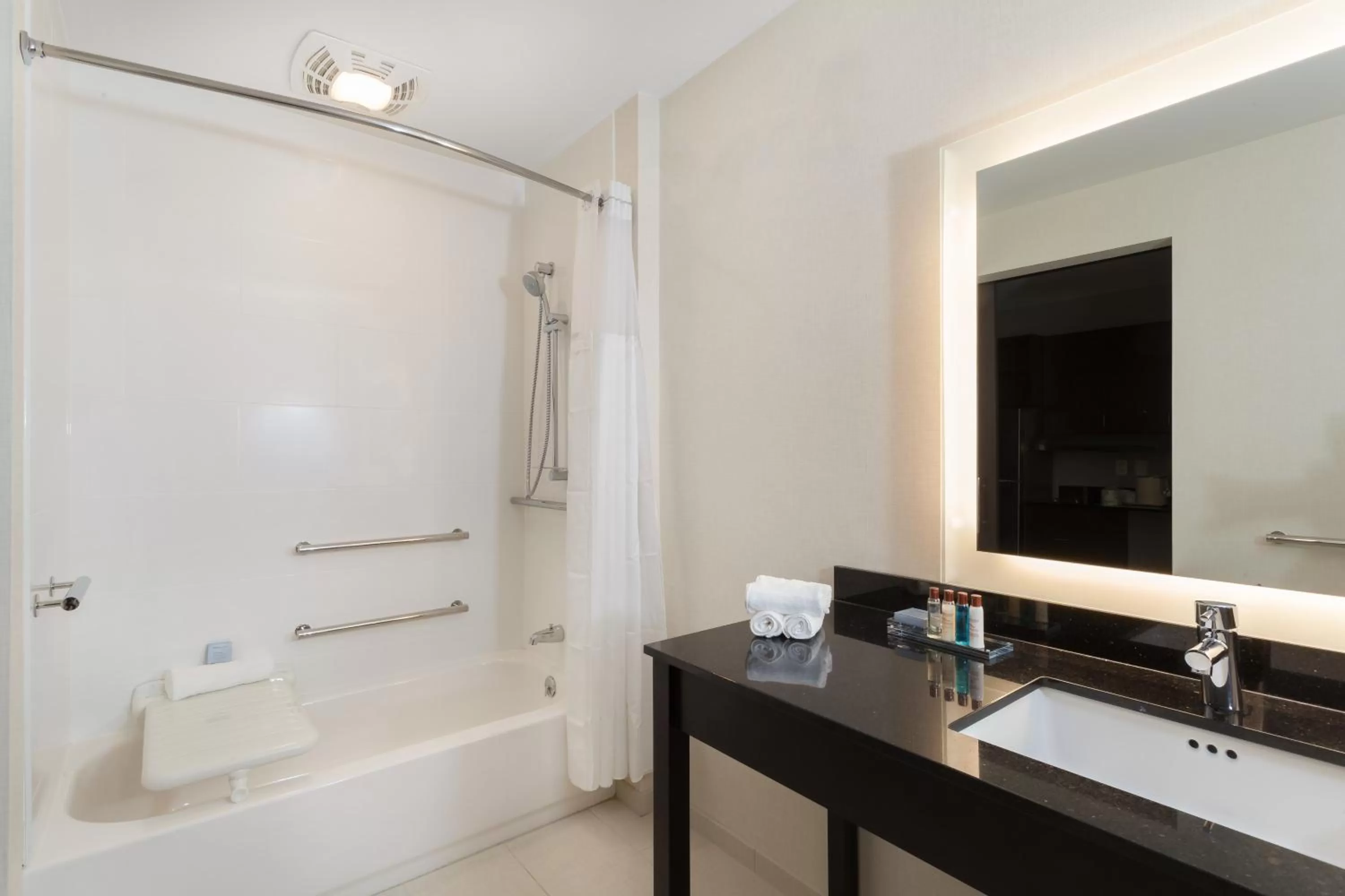 Bathroom in Wingate by Wyndham Altoona Downtown/Medical Center