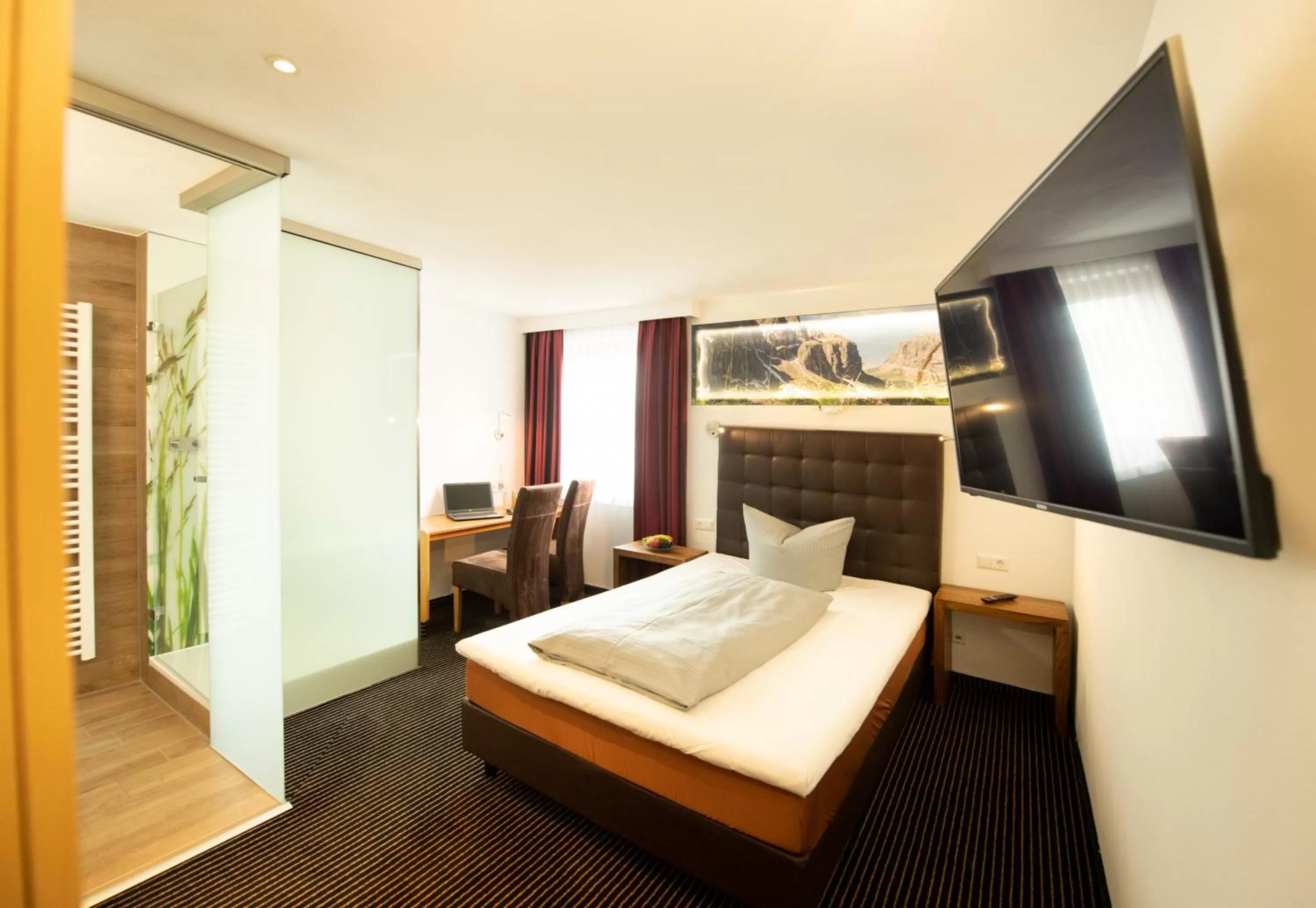 Photo of the whole room in Stadthotel Giengen