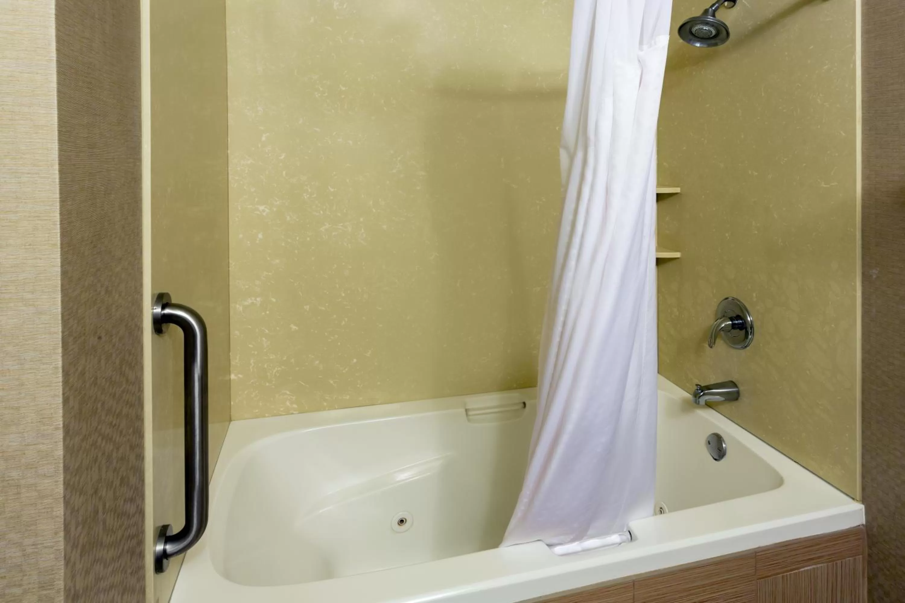 Shower in Holiday Inn Express Grants Pass by IHG