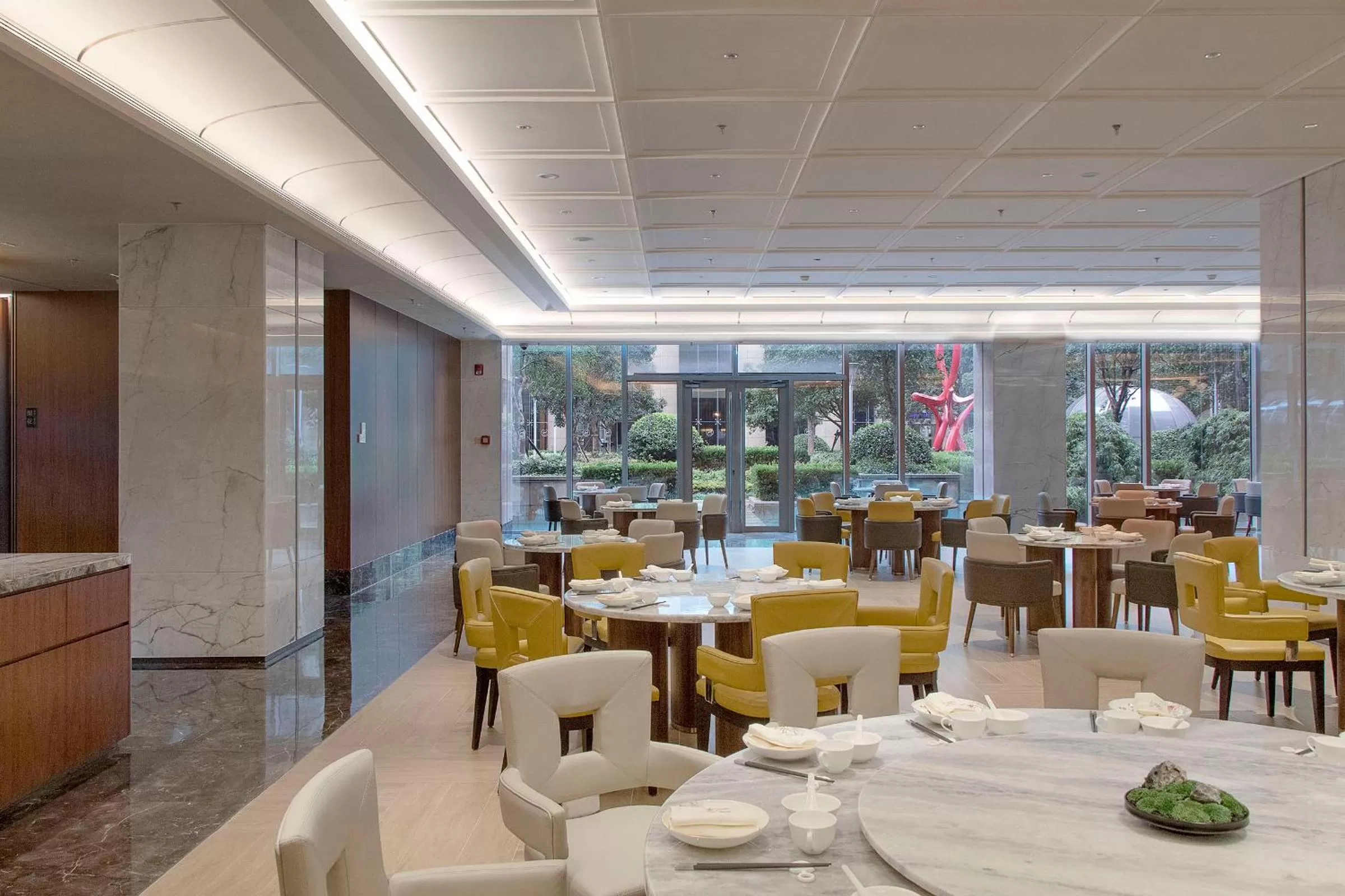 Restaurant/places to eat in Sheraton Grand Shanghai Pudong Hotel & Residences