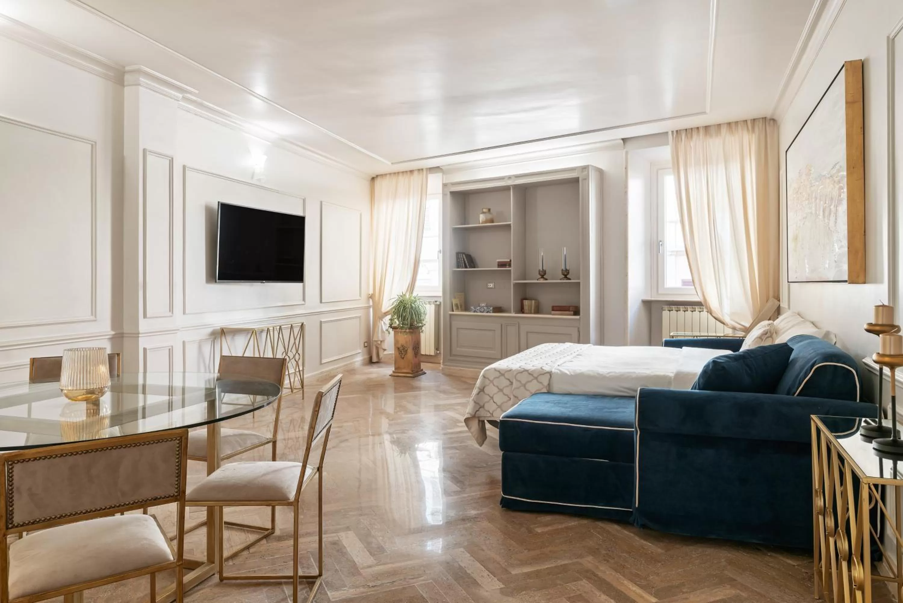 TV/Entertainment Center in BMGA l ViaPaola43 Palace