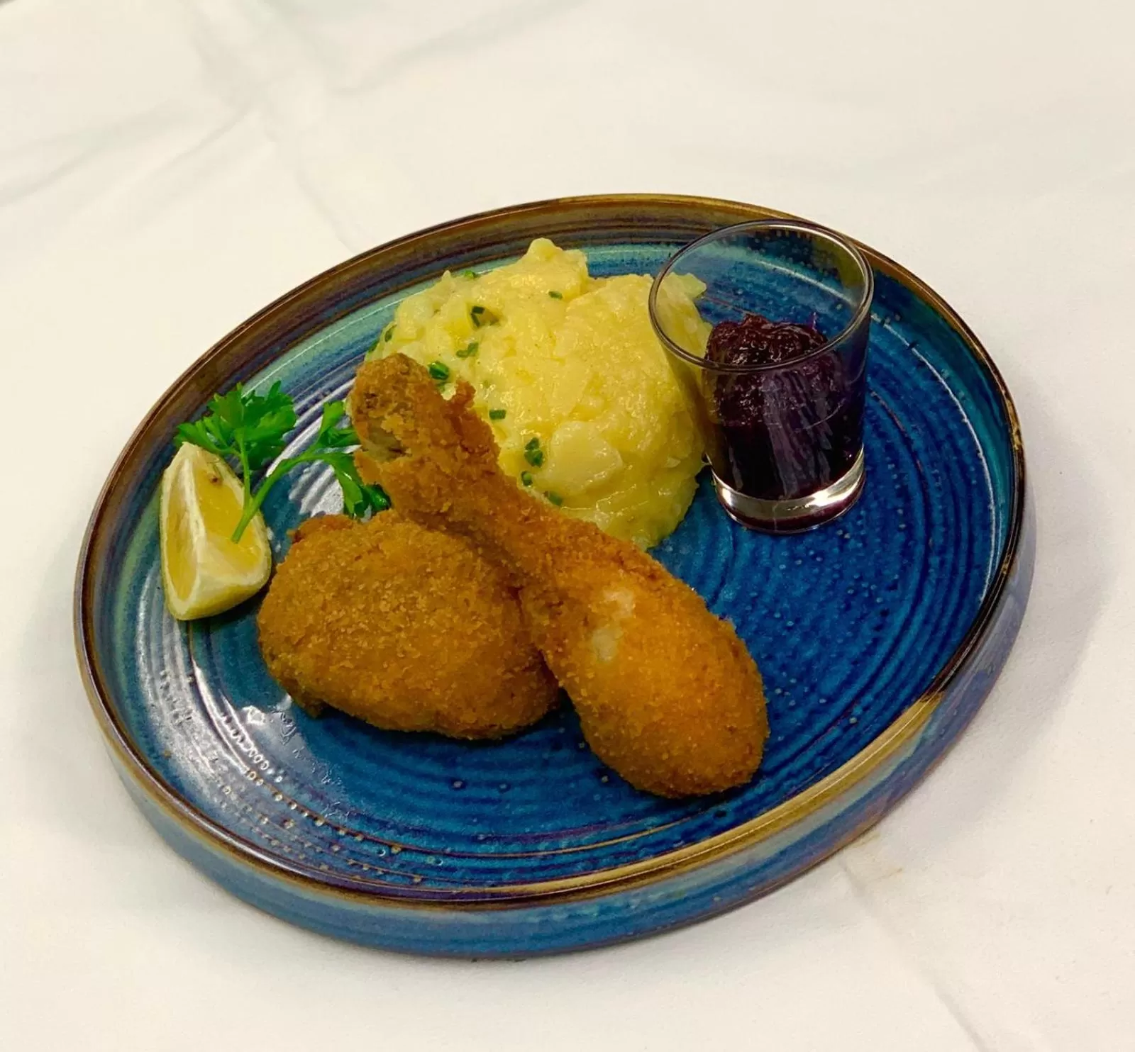 Restaurant/places to eat in Hotel Restaurant Südrast Dreiländereck