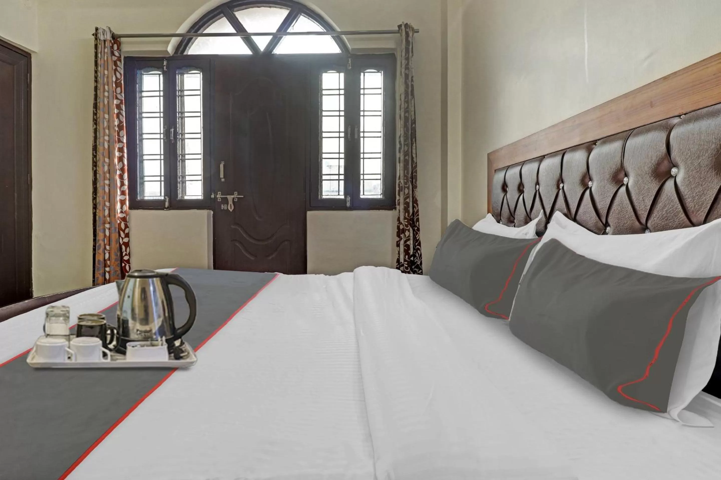 Bedroom, Bed in OYO Flagship Hotel Chandra palace