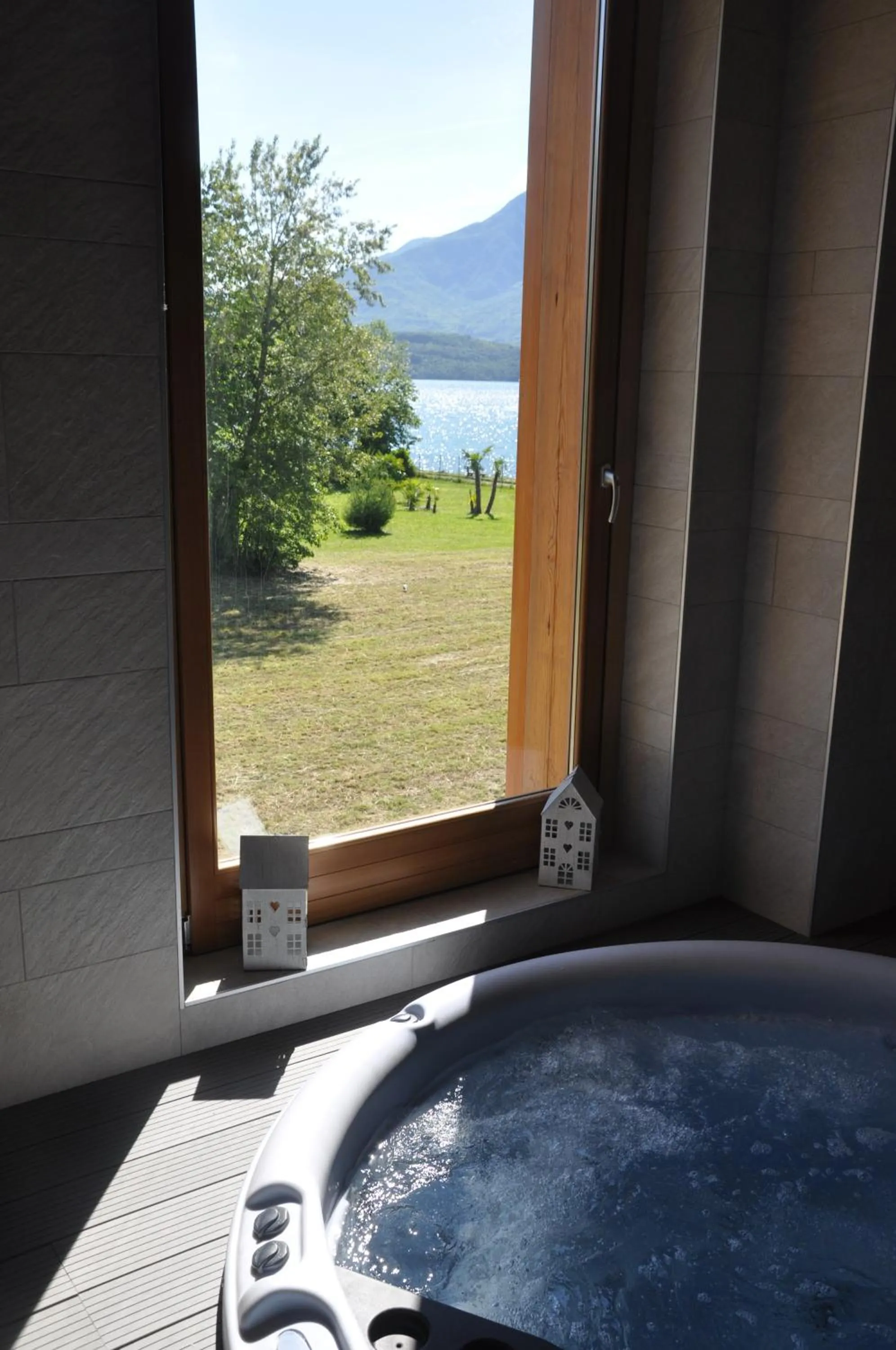 Hot Tub in Tullio Hotel