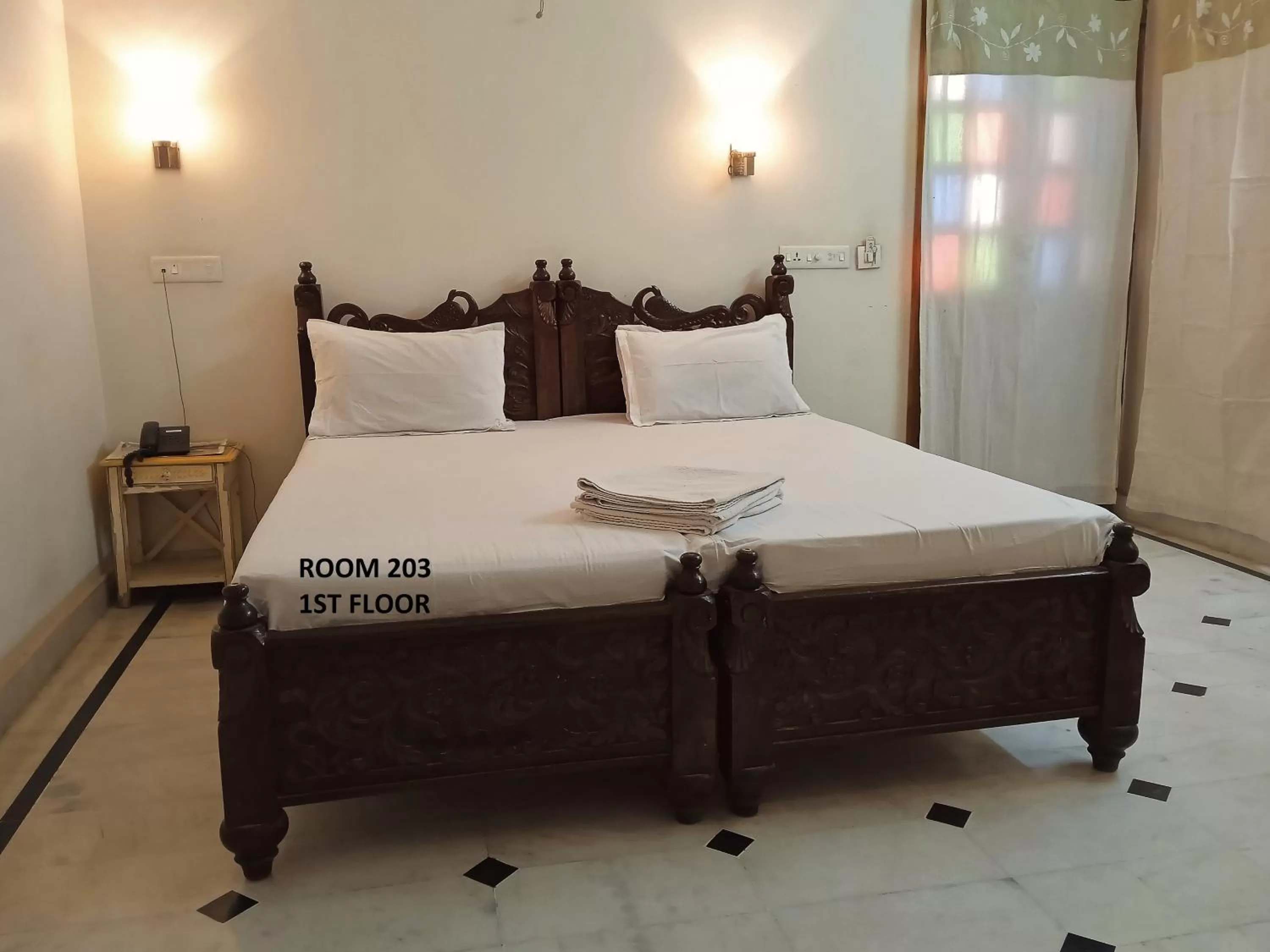 Bed in Rigmor haveli