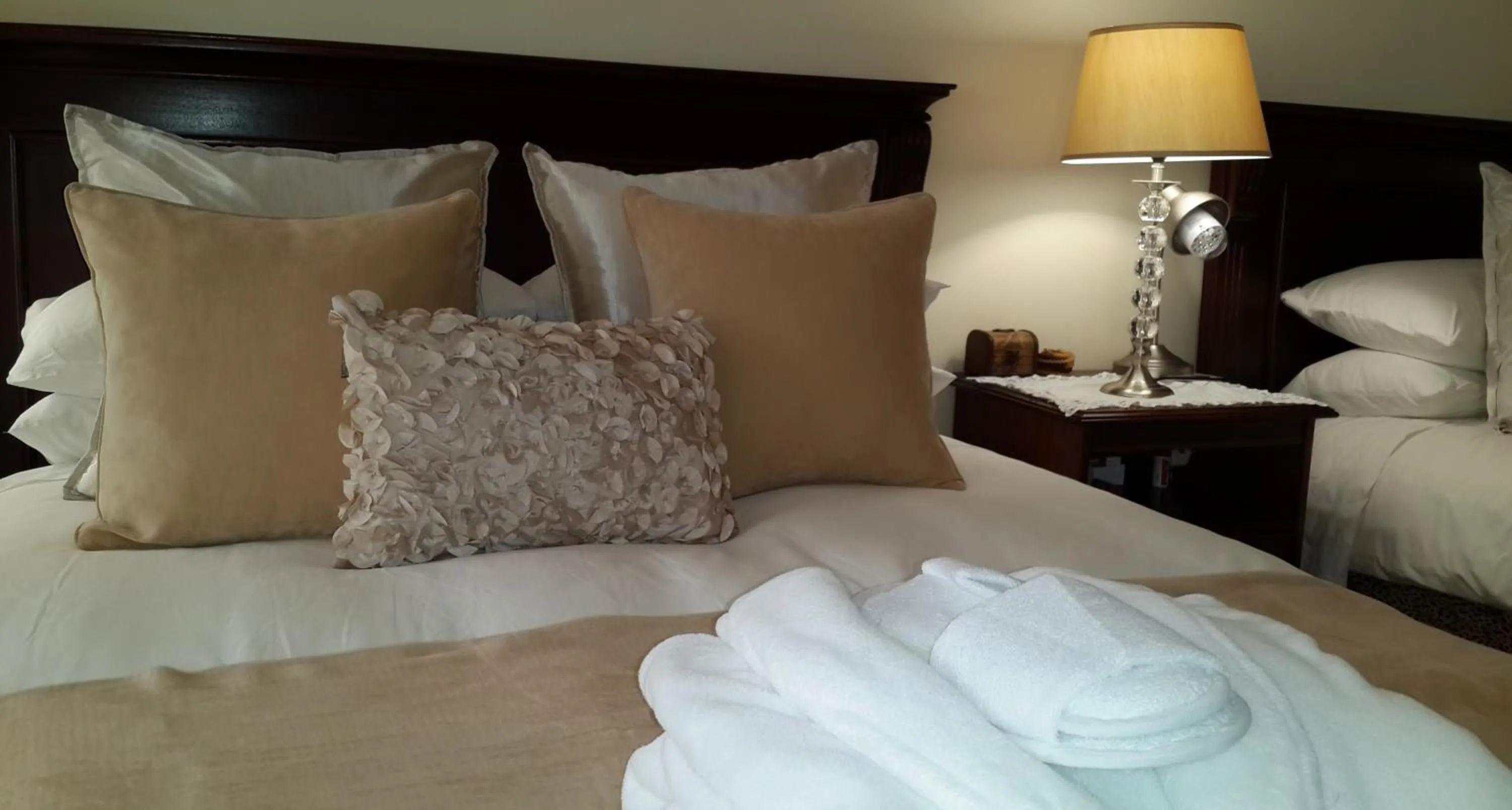 Decorative detail, Bed in Riversong Guest House