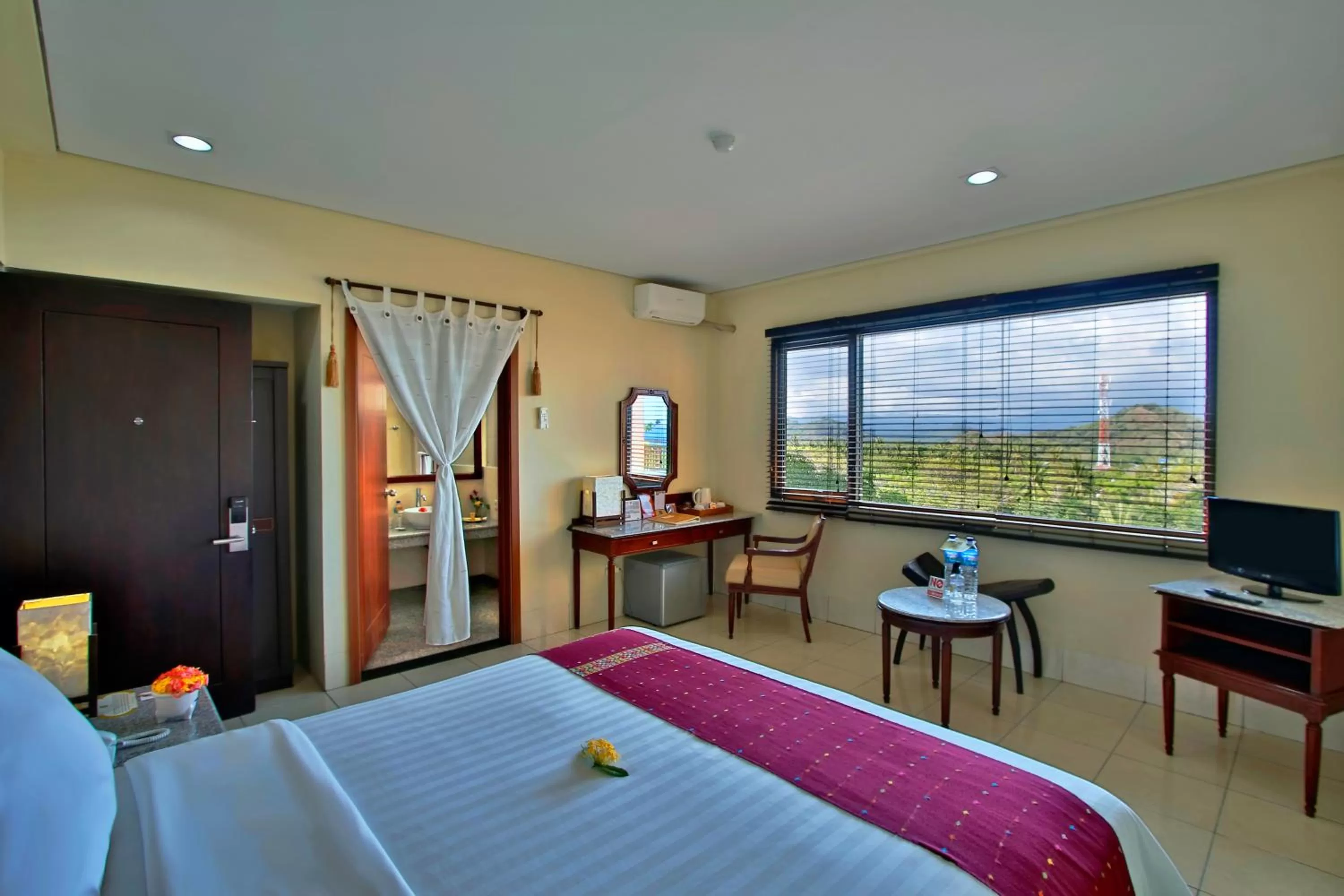 Bedroom, Bed in The Jayakarta Suites Komodo Flores