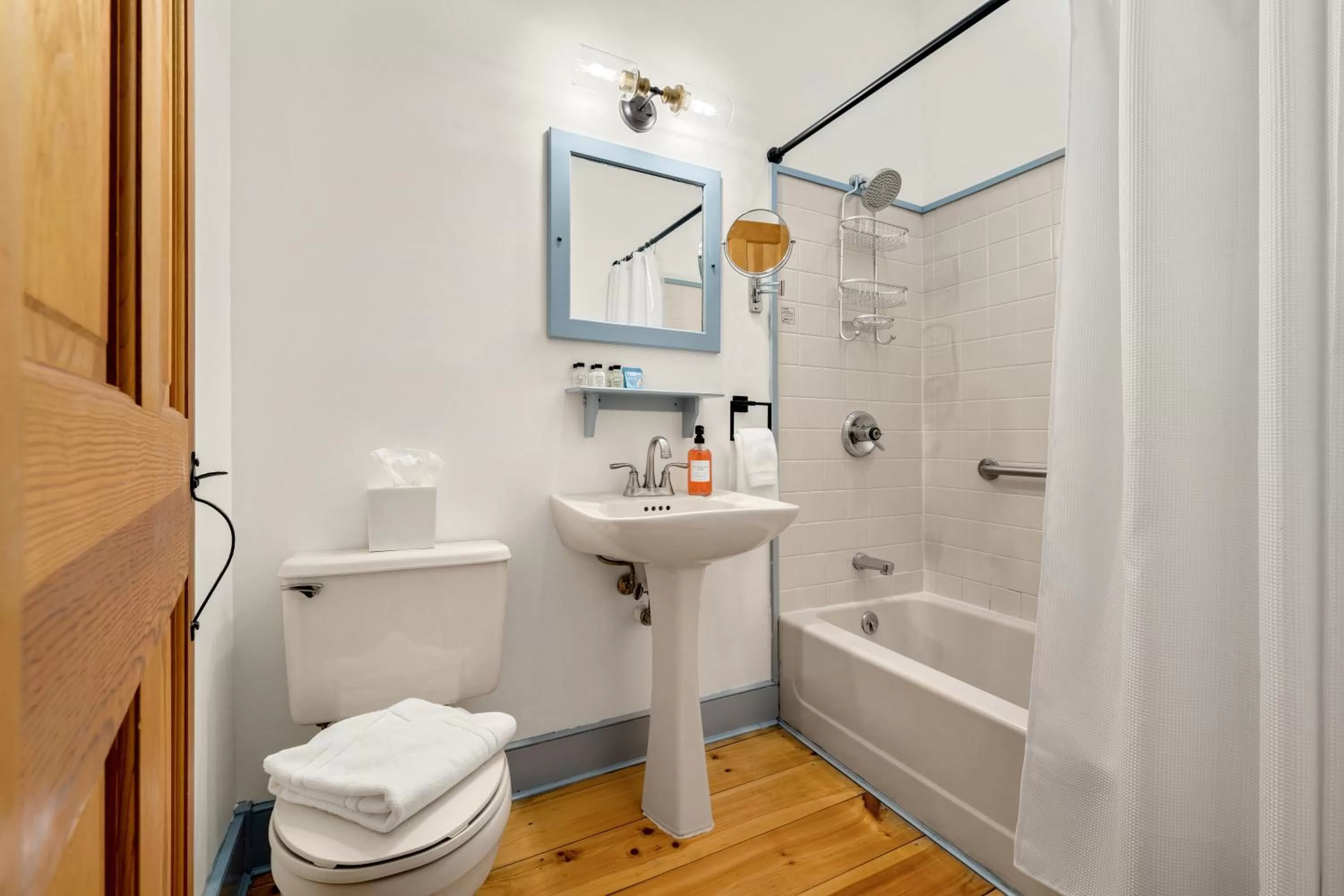 Bathroom in Inn at Silver Maple Farm