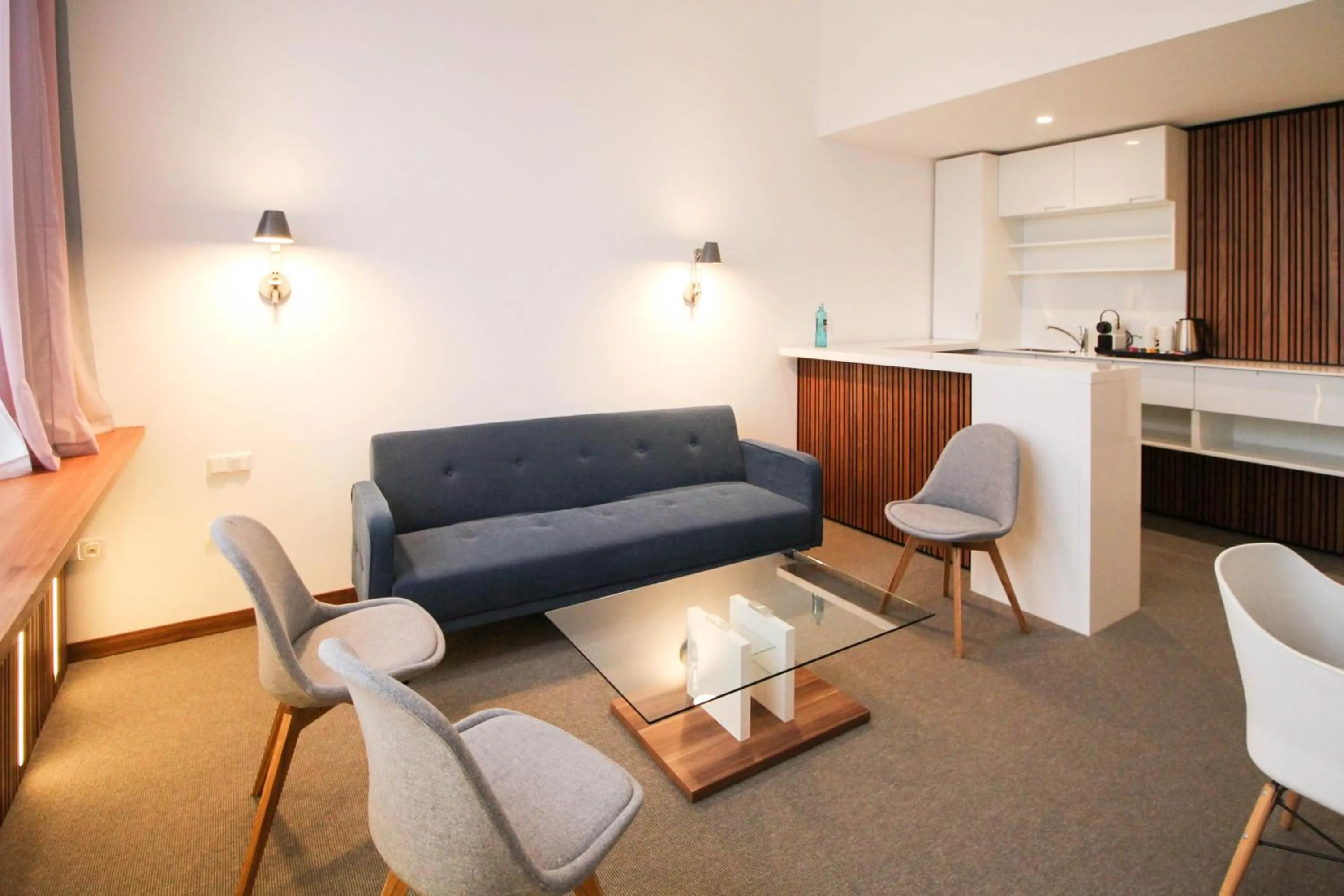 Living room in H24 Berlin Lichtenberg