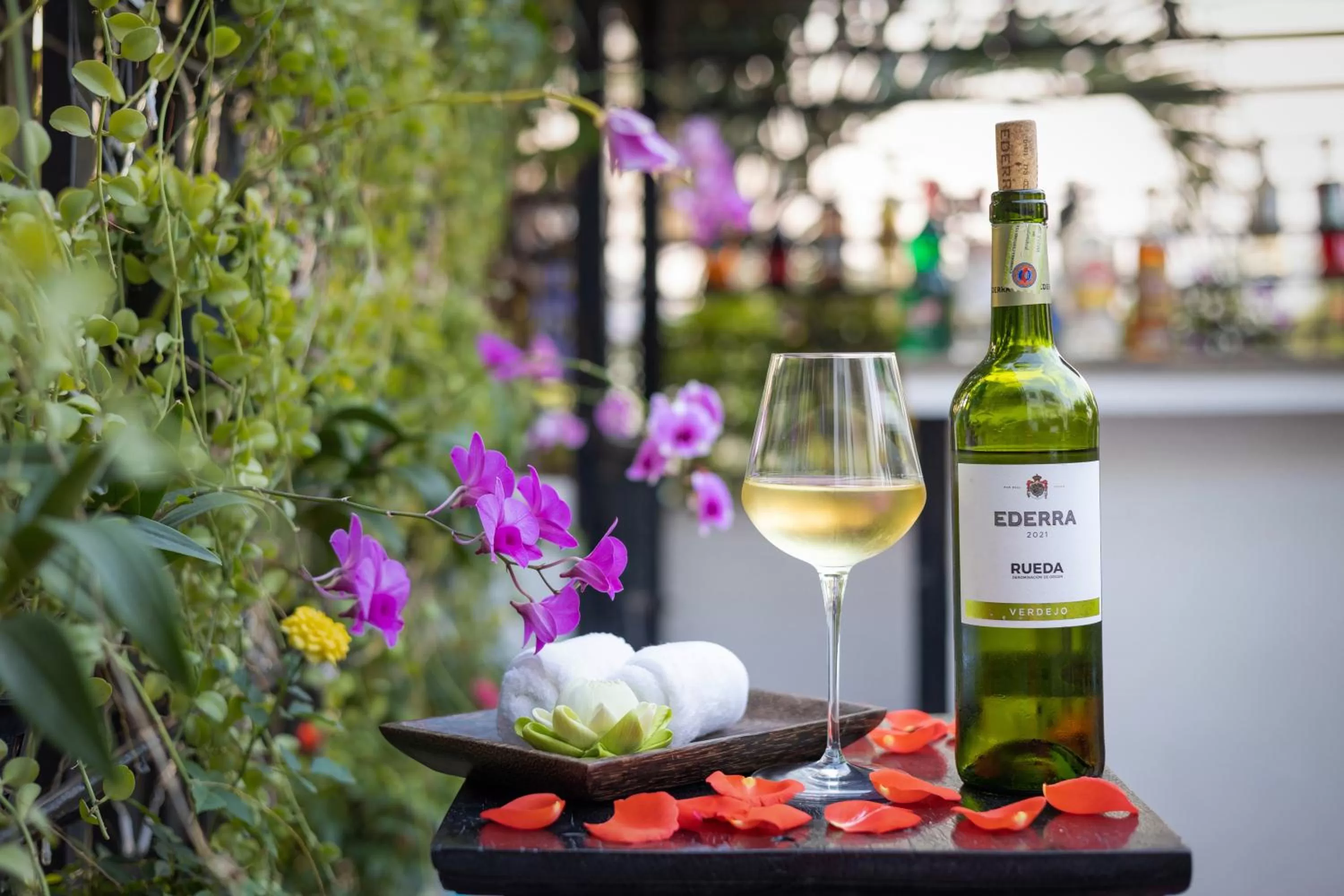 Lounge or bar in The Five Senses Boutique Hotel