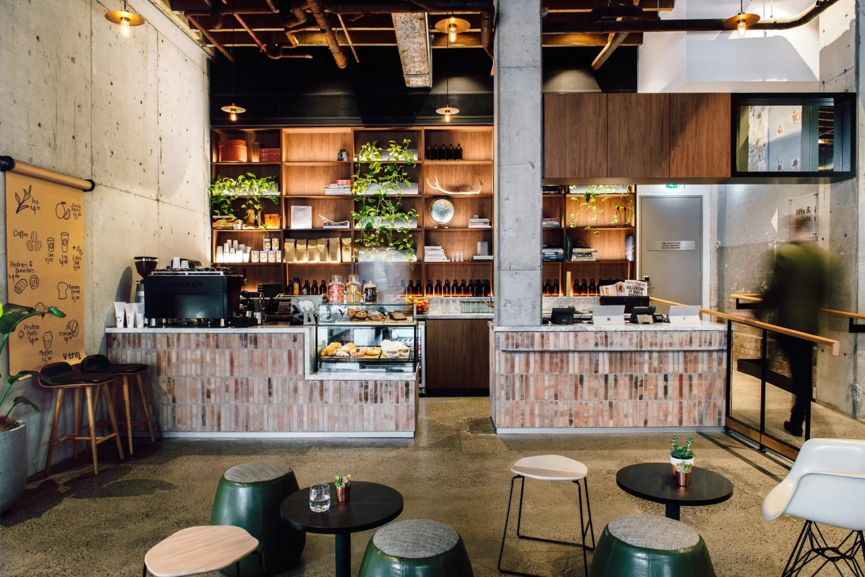 Restaurant/places to eat in Veriu Broadway